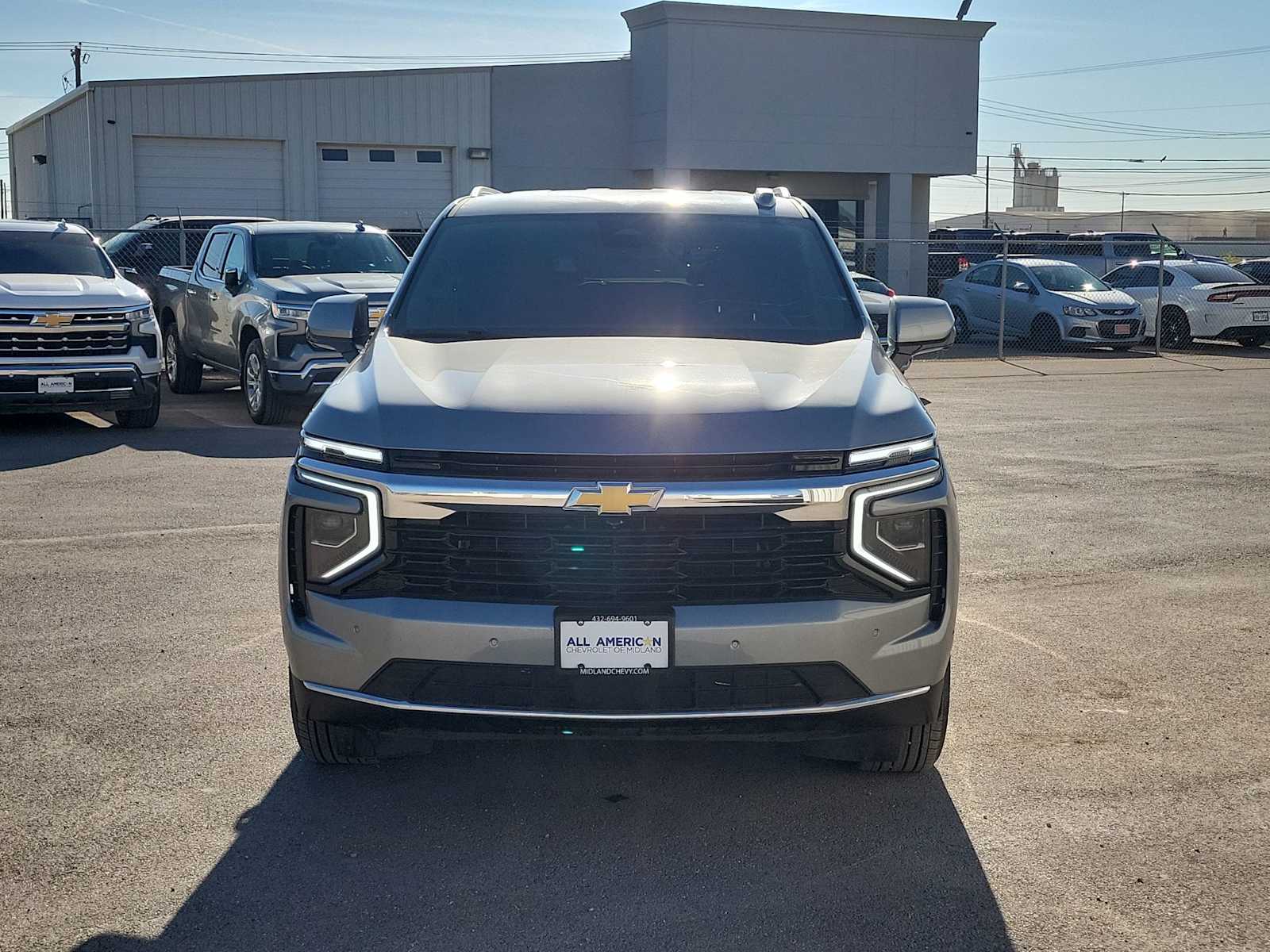 Thumbnail: 2025 Chevrolet Tahoe - 3