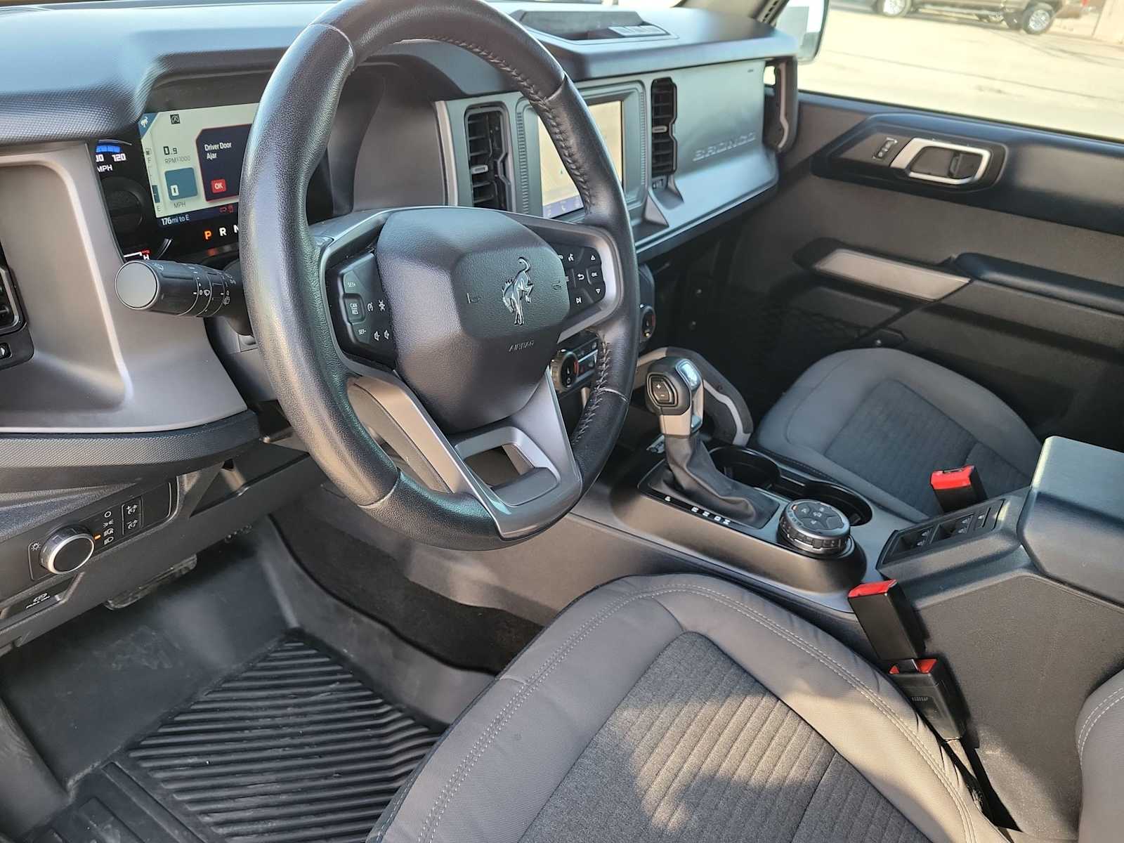 Thumbnail: 2022 Ford Bronco - 10