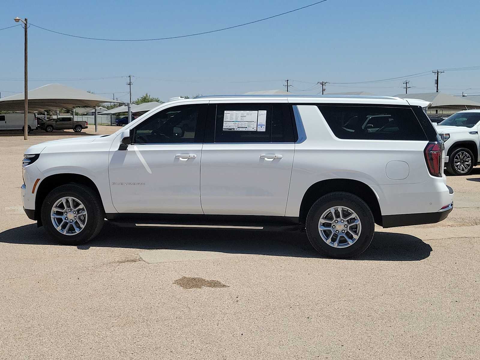 Thumbnail: 2026 Chevrolet Suburban - 5