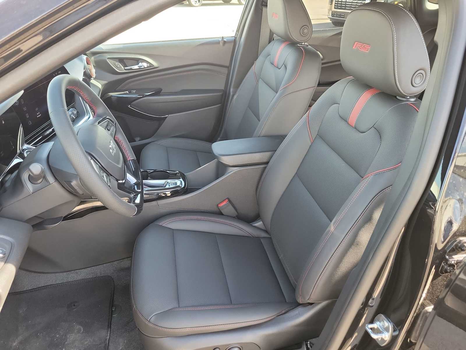 Thumbnail: 2026 Chevrolet Trax - 15