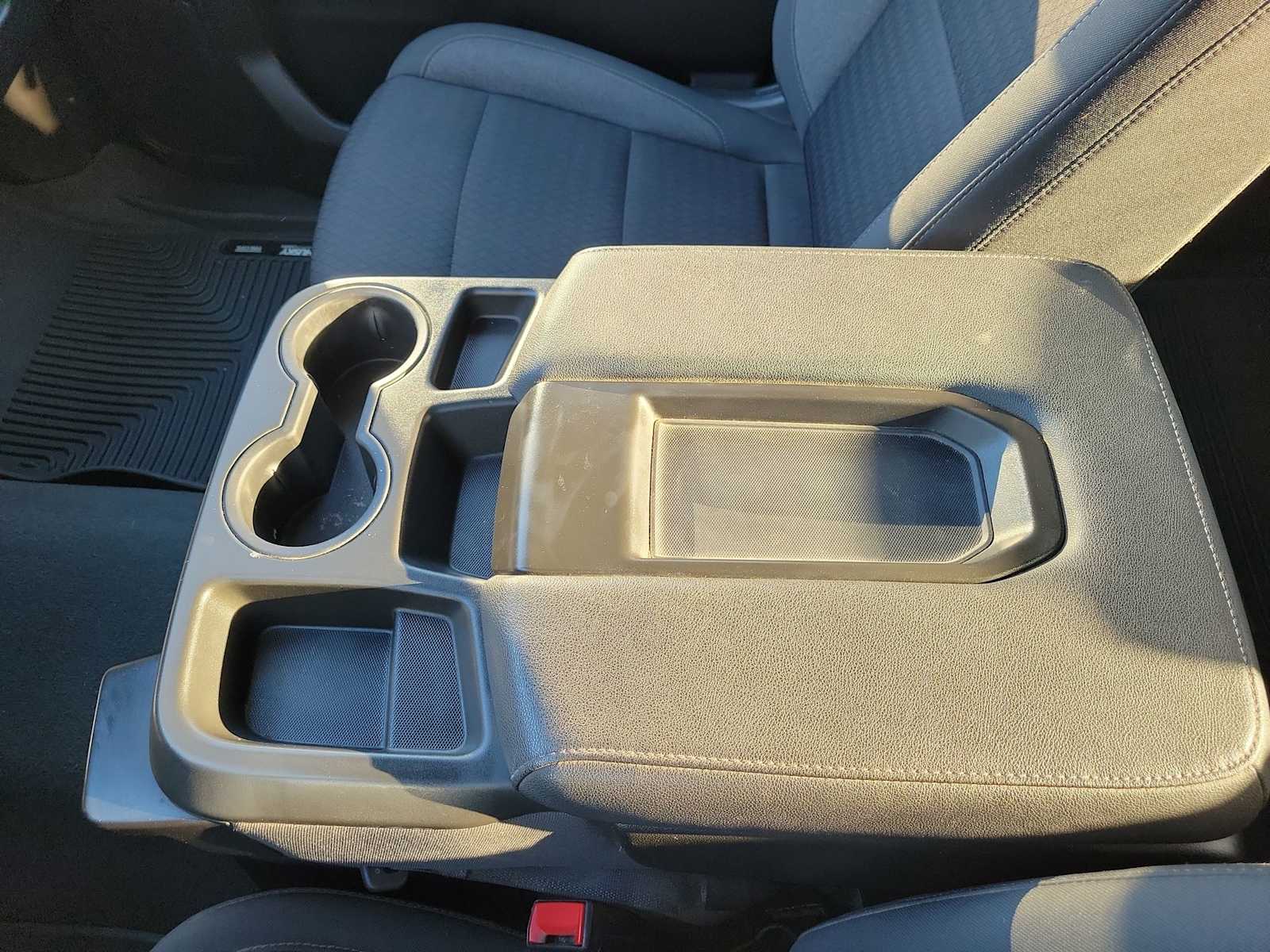 Thumbnail: 2023 Chevrolet Silverado 1500 - 24