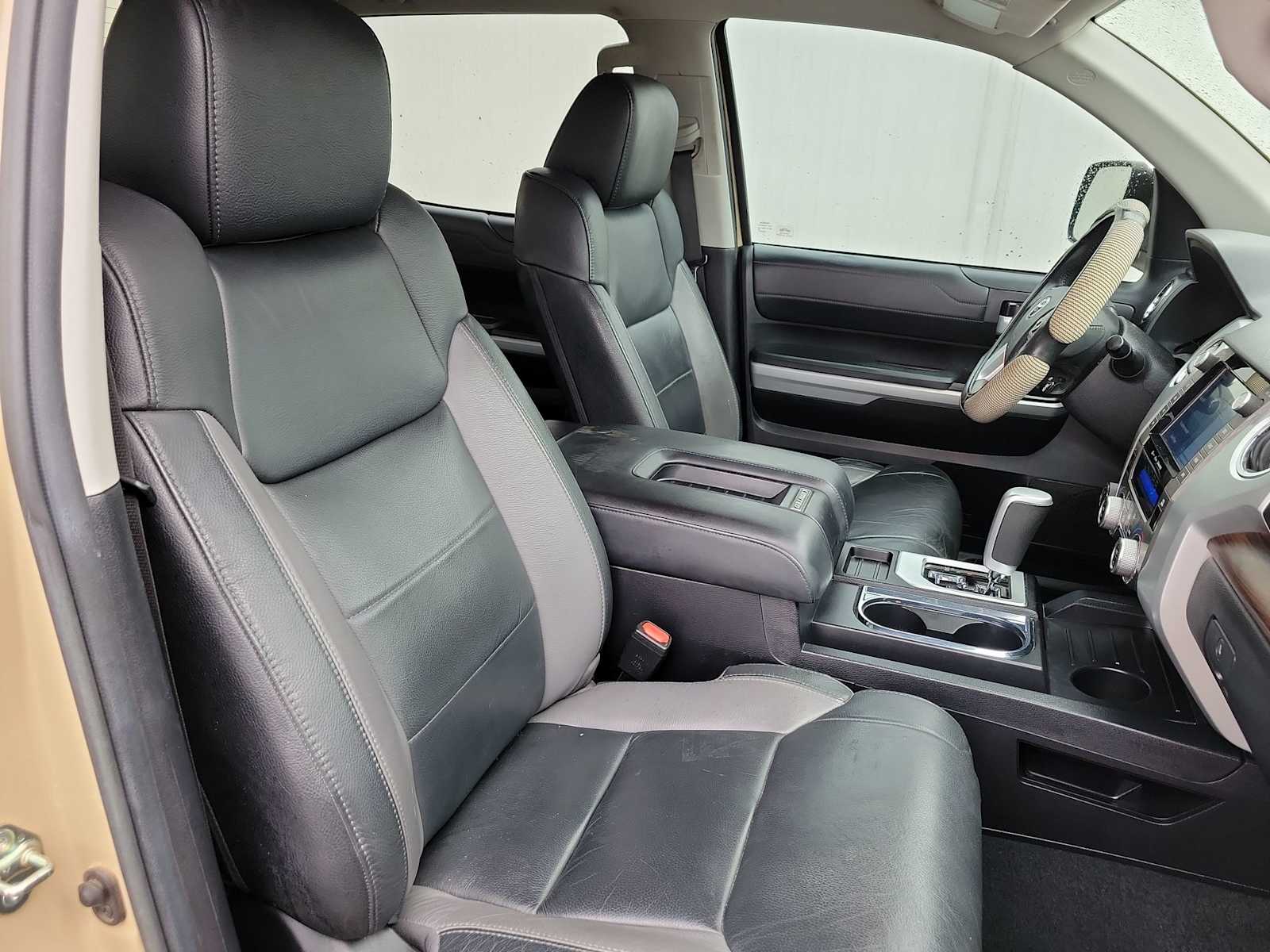 Thumbnail: 2020 Toyota Tundra - 22