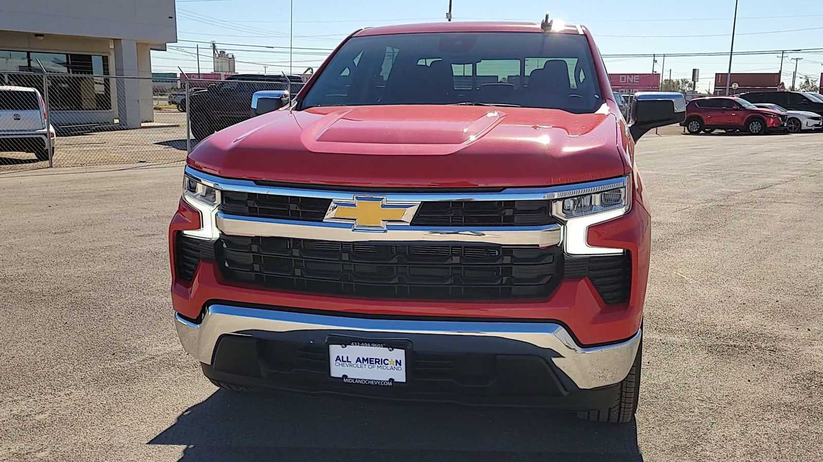 Thumbnail: 2026 Chevrolet Silverado 1500 - 3