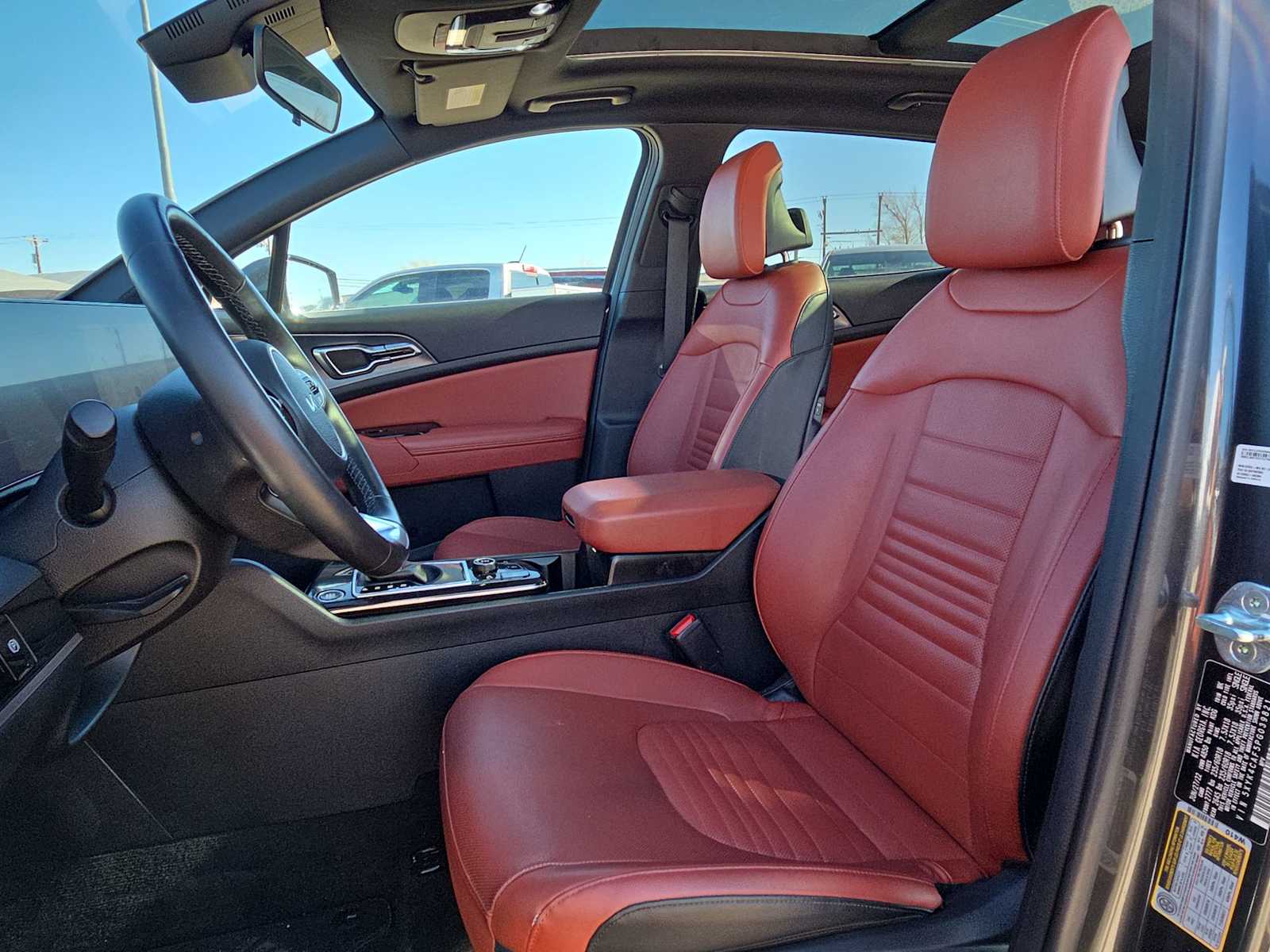 Thumbnail: 2023 Kia Sportage - 15