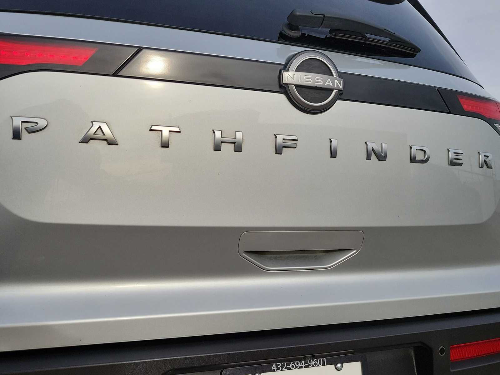 Thumbnail: 2024 Nissan Pathfinder - 11