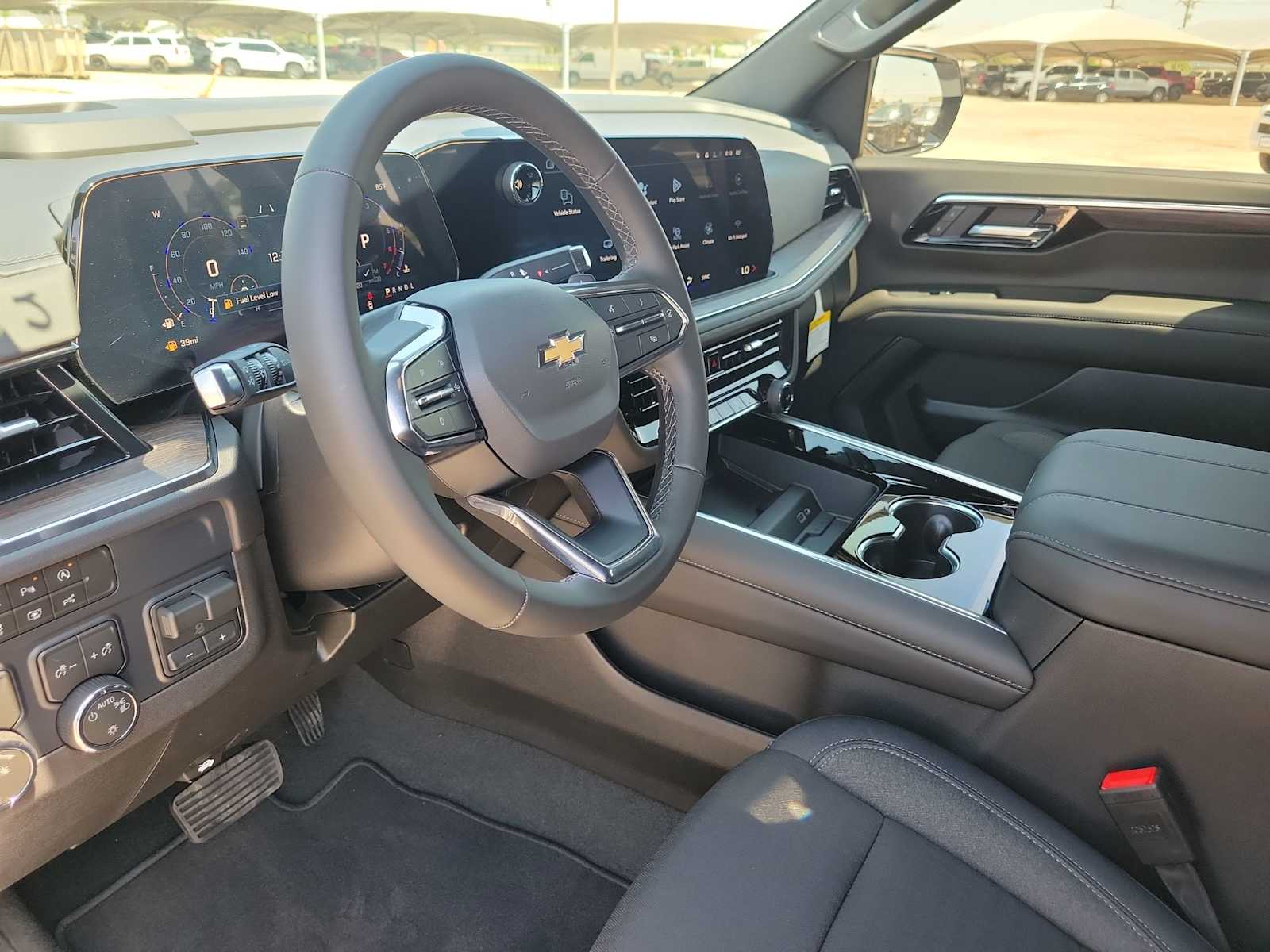 Thumbnail: 2026 Chevrolet Suburban - 10
