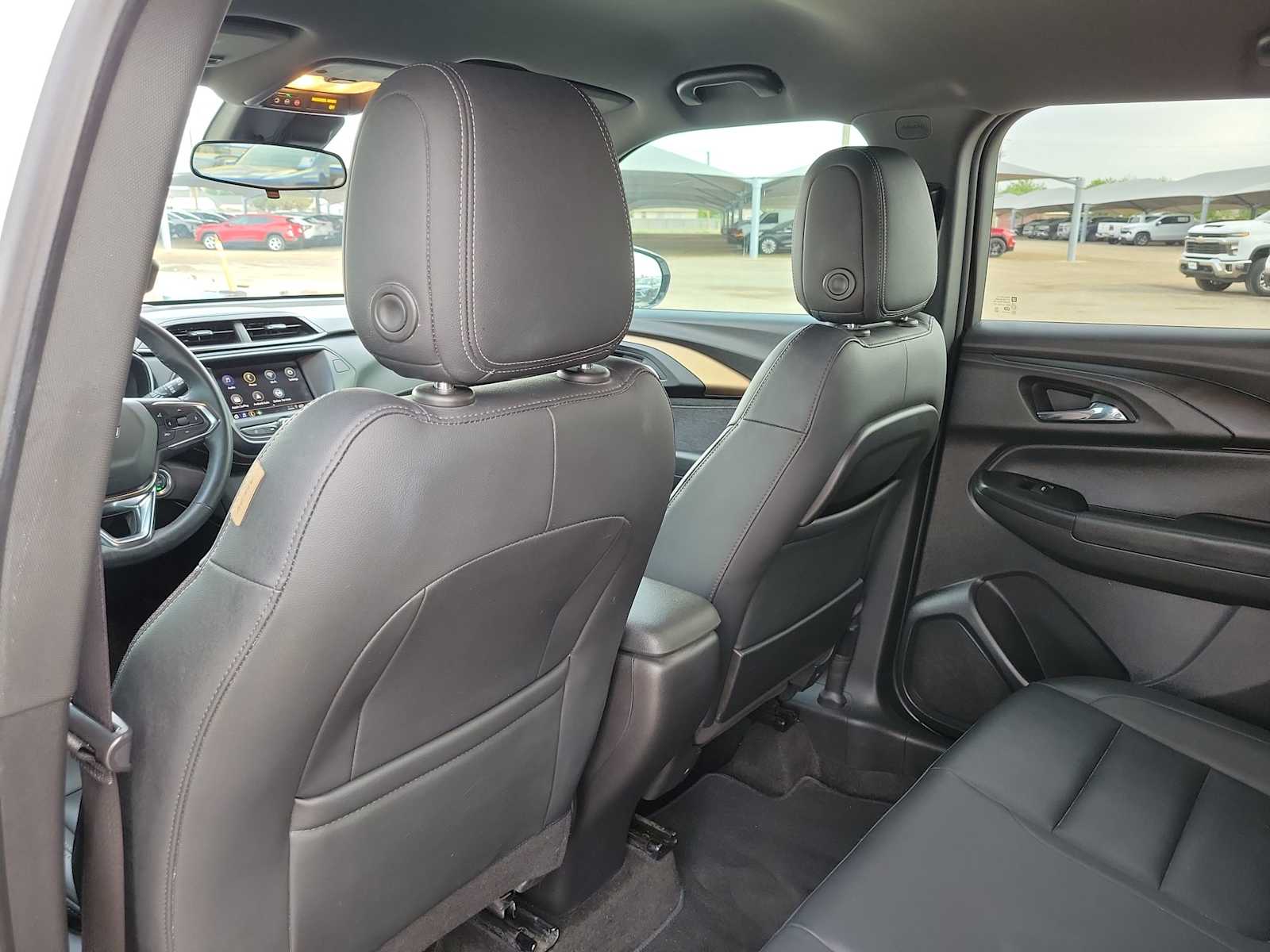 Thumbnail: 2022 Chevrolet TrailBlazer - 16