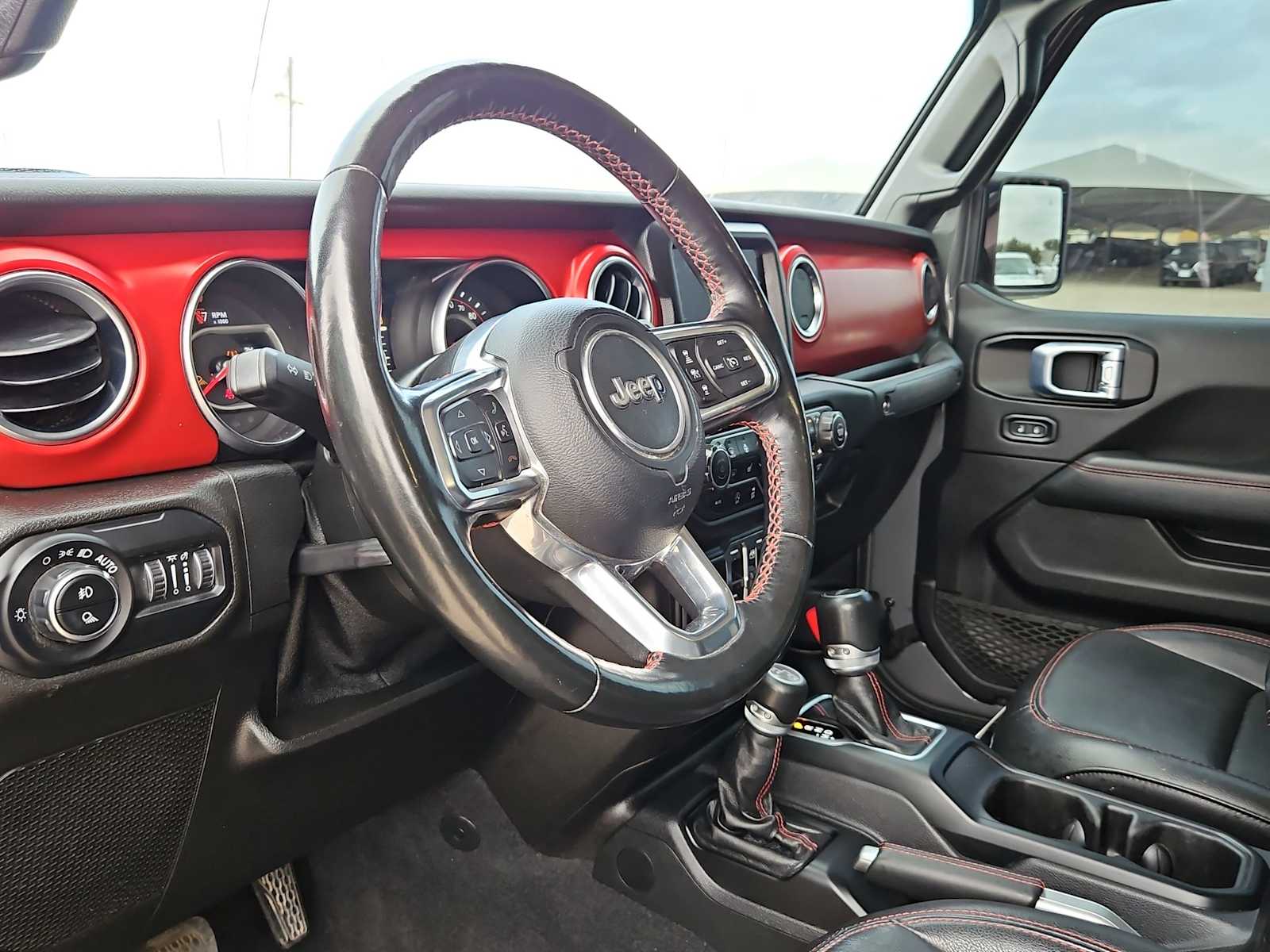 Thumbnail: 2021 Jeep Gladiator - 10