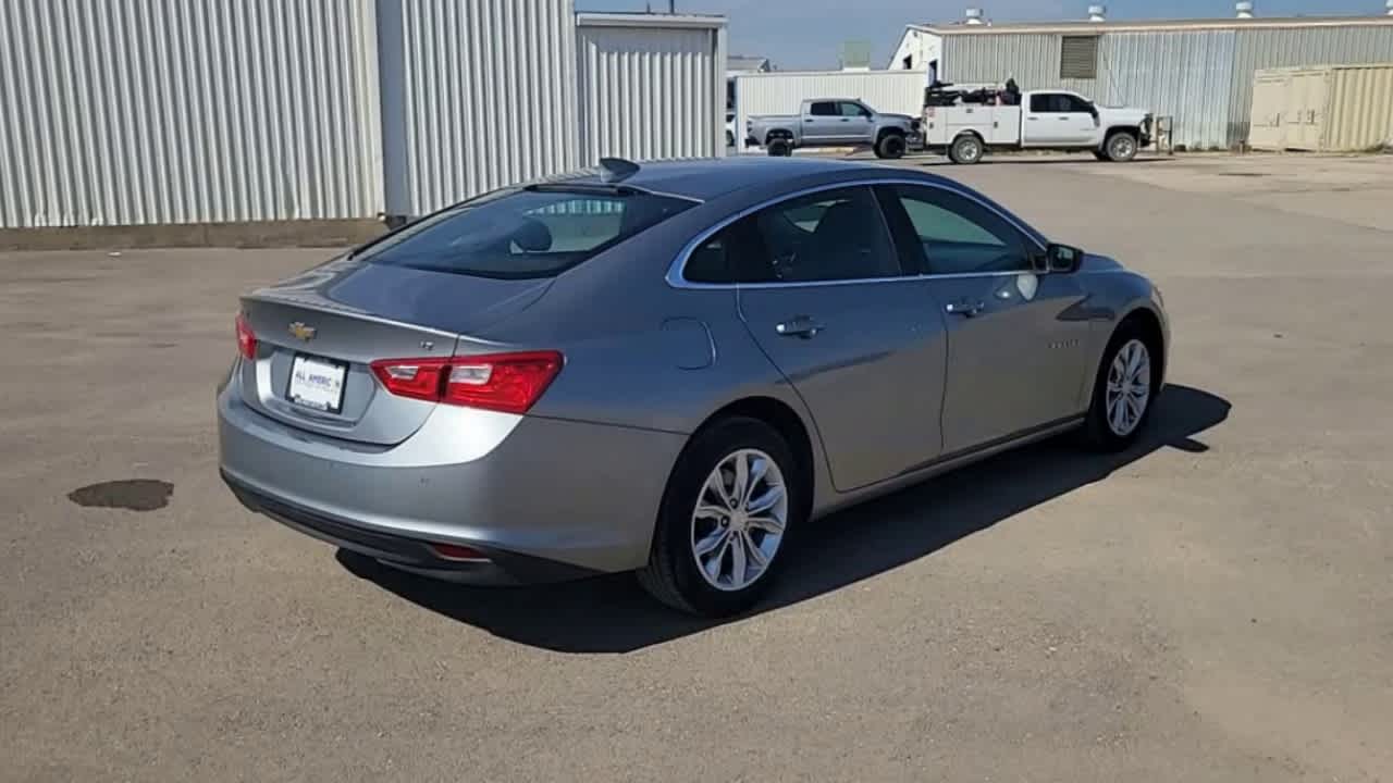 Thumbnail: 2024 Chevrolet Malibu - 8