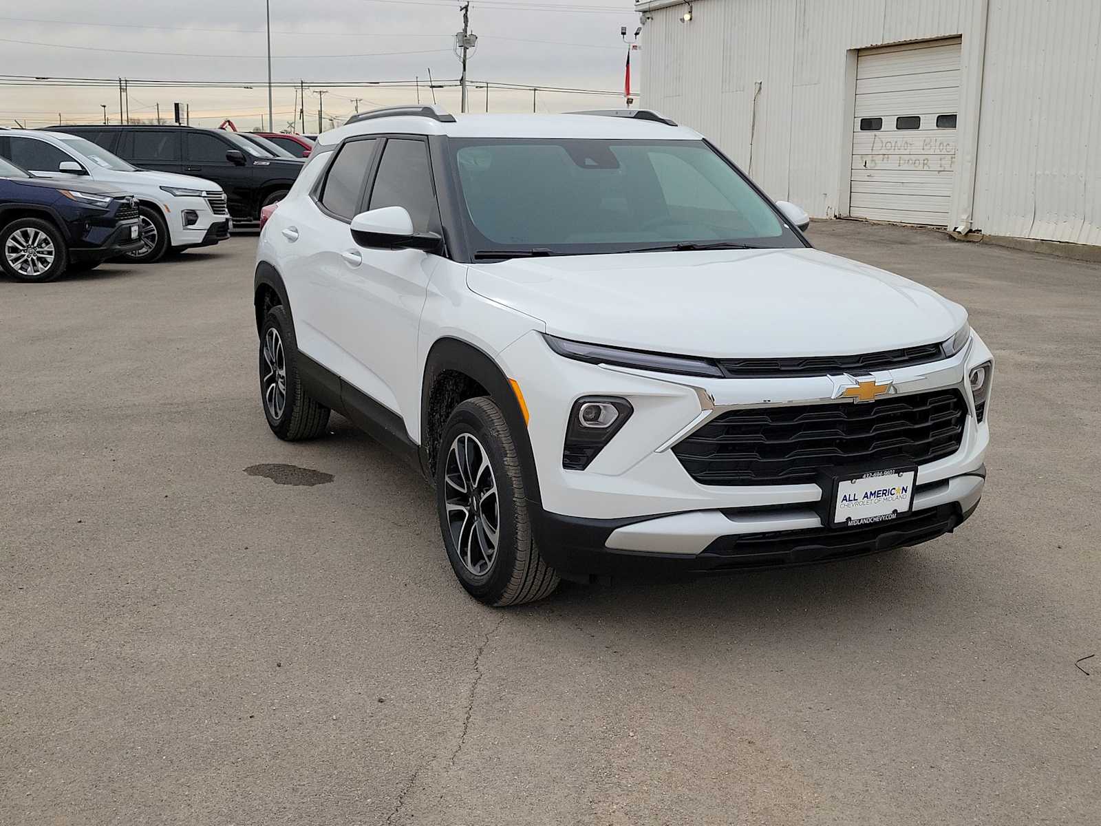 Thumbnail: 2026 Chevrolet TrailBlazer - 2