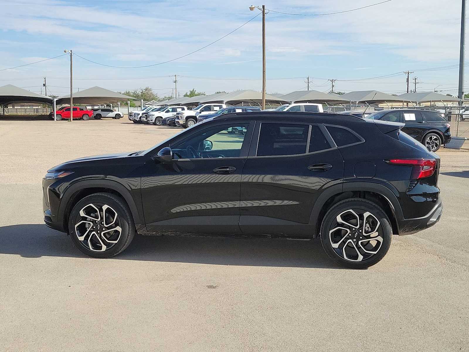 Thumbnail: 2026 Chevrolet Trax - 5