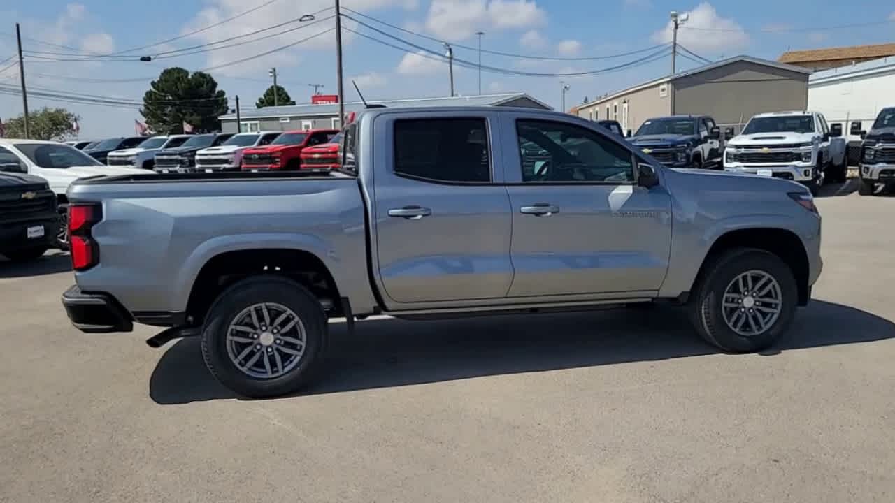 Thumbnail: 2026 Chevrolet Colorado - 9