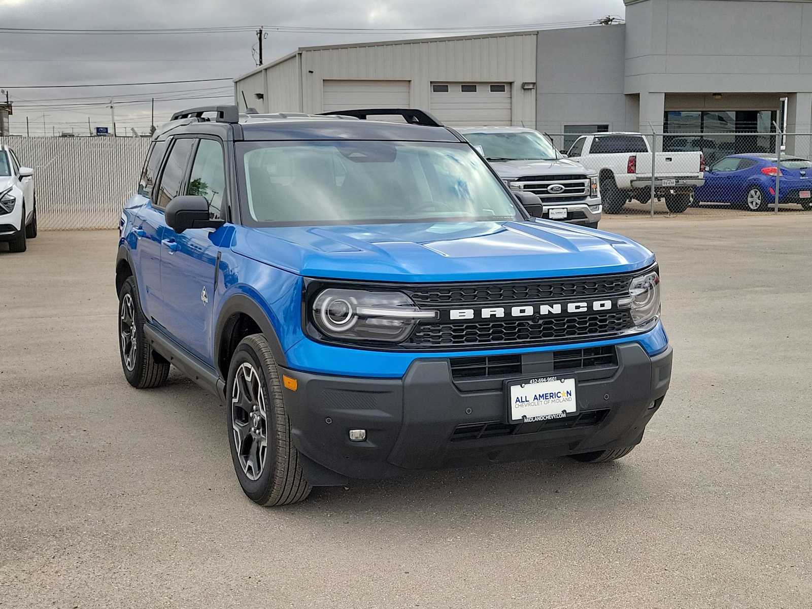 Thumbnail: 2025 Ford Bronco Sport - 2