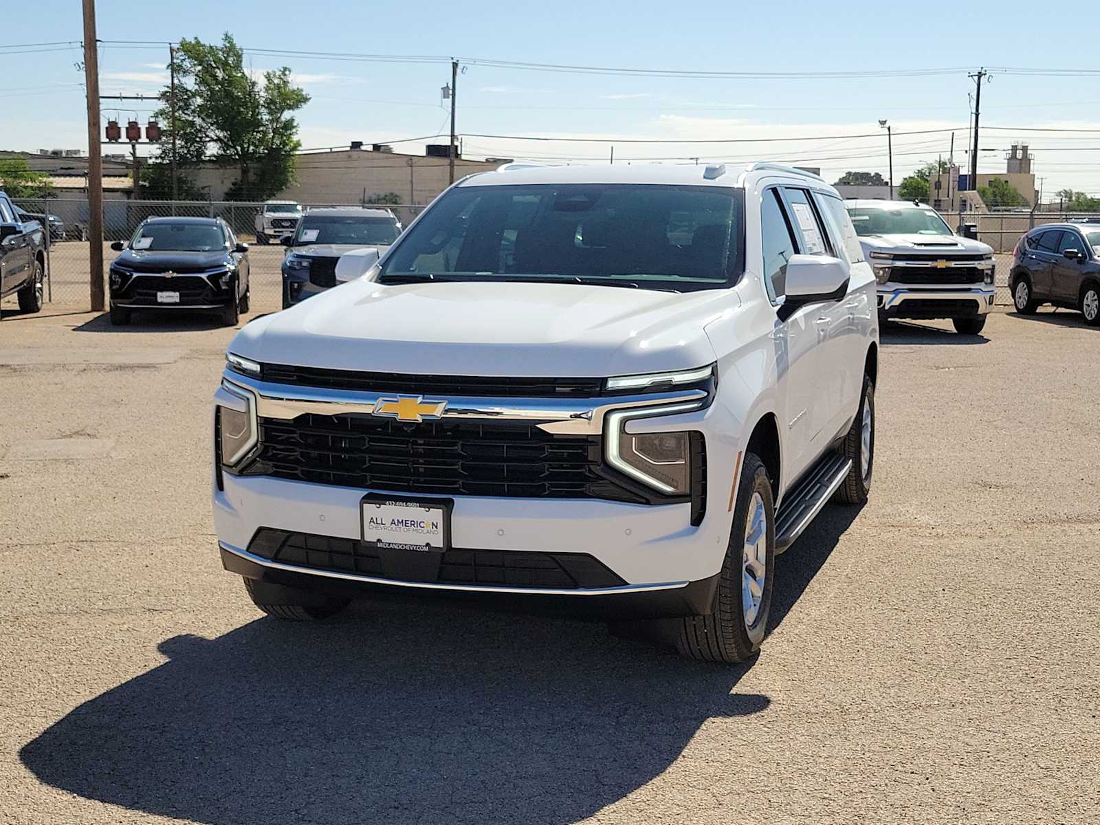 Thumbnail: 2026 Chevrolet Suburban - 4