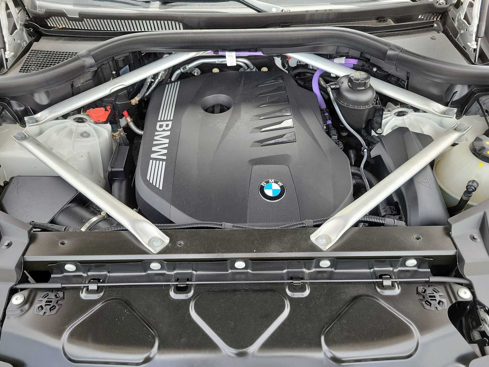 Thumbnail: 2025 BMW X5 - 13