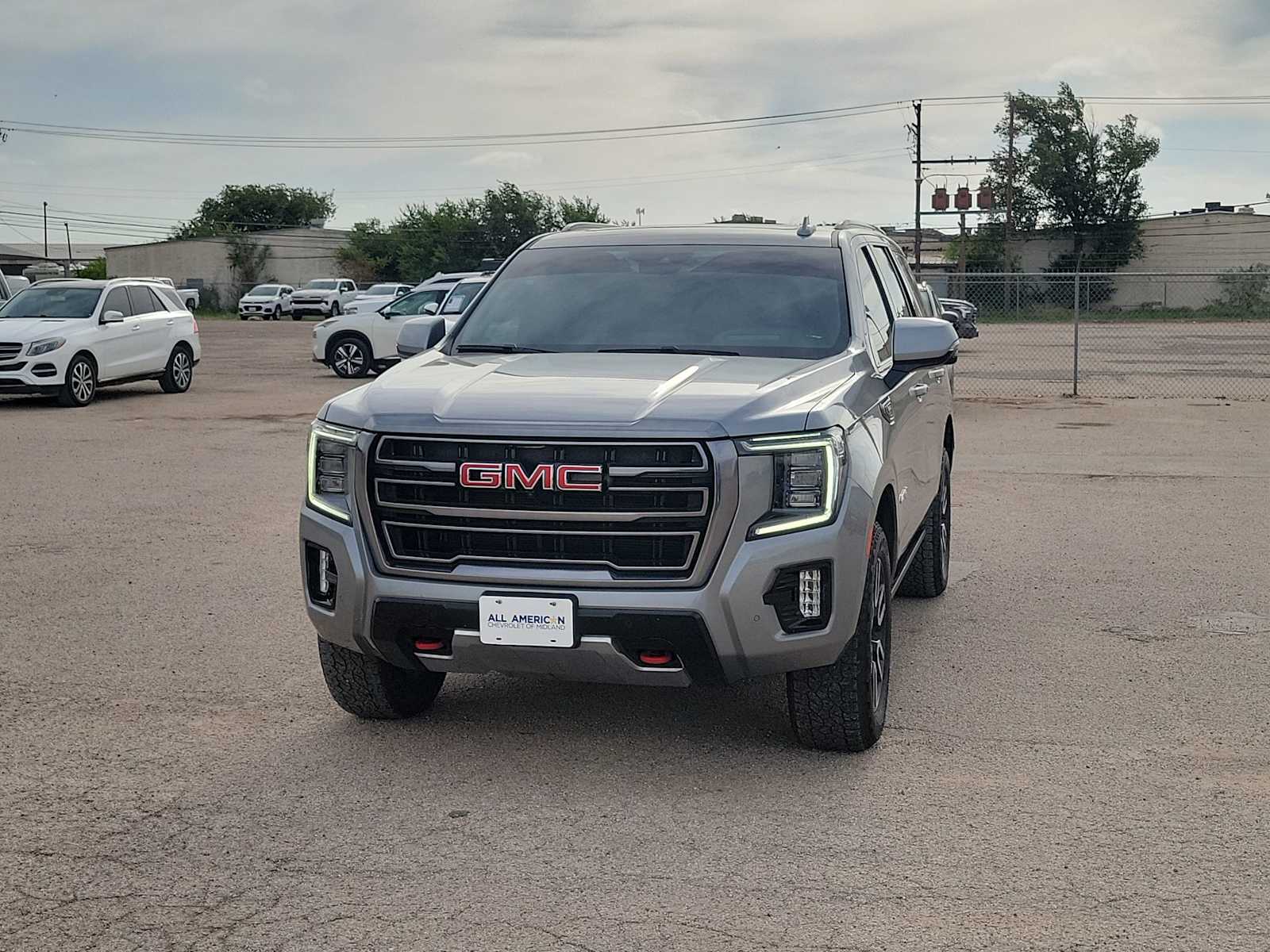 Thumbnail: 2023 GMC Yukon - 4