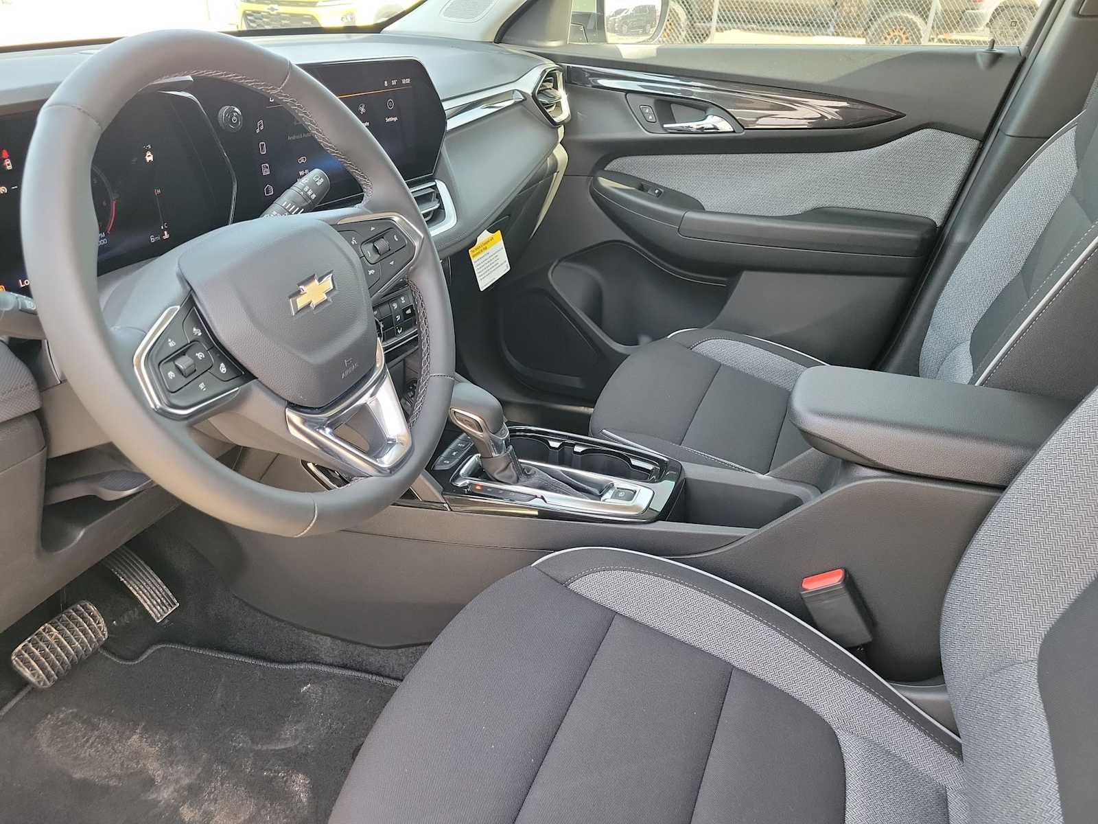 Thumbnail: 2026 Chevrolet TrailBlazer - 10