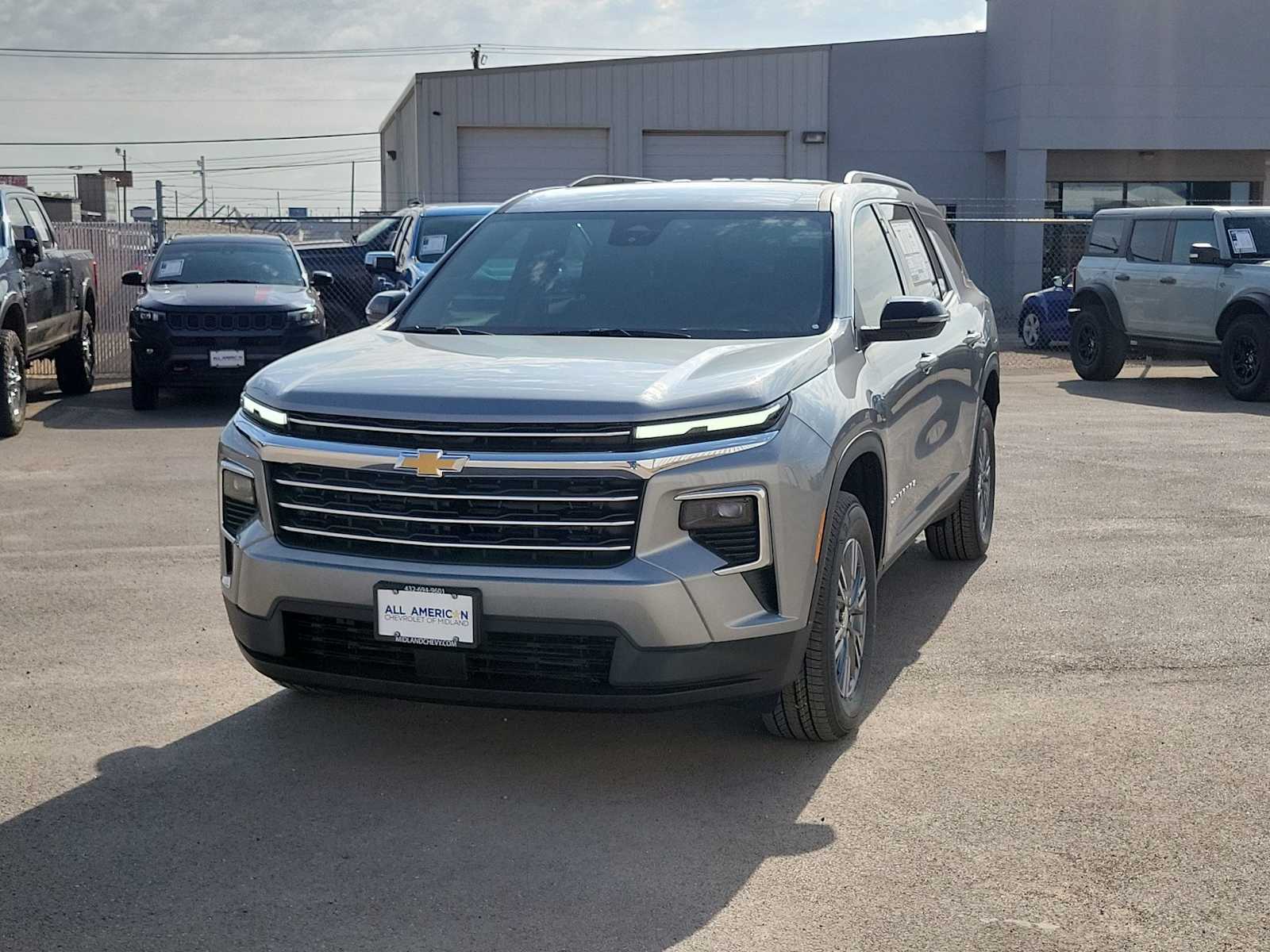 Thumbnail: 2026 Chevrolet Traverse - 4