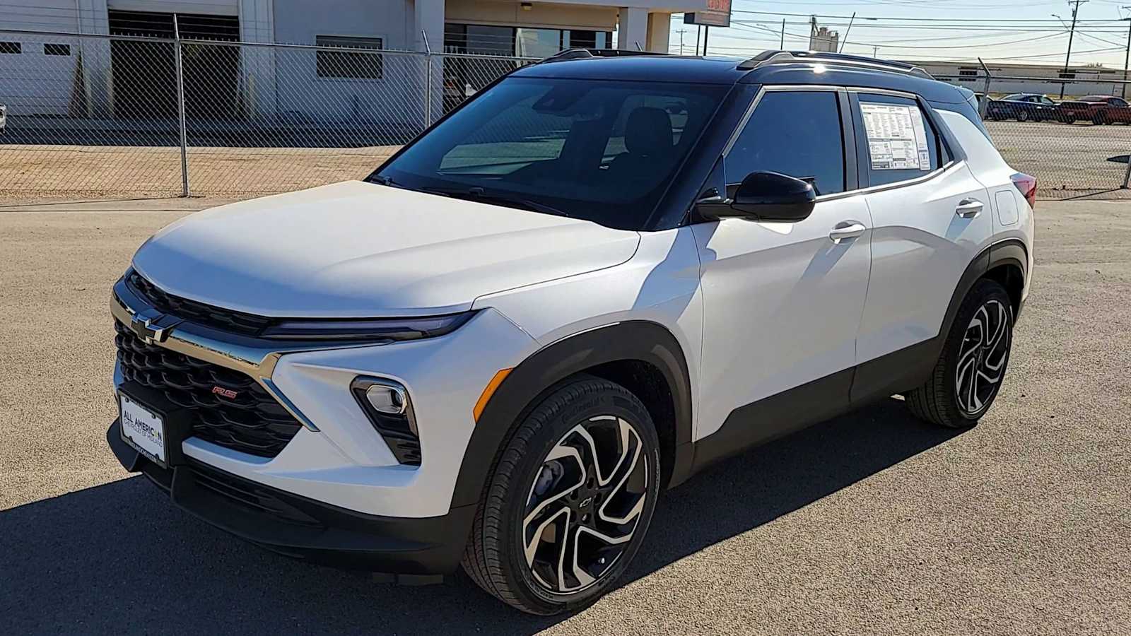 Thumbnail: 2026 Chevrolet TrailBlazer - 4