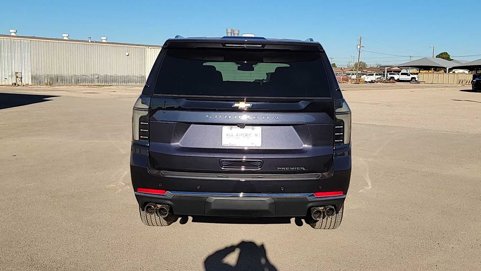 Thumbnail: 2025 Chevrolet Suburban - 7