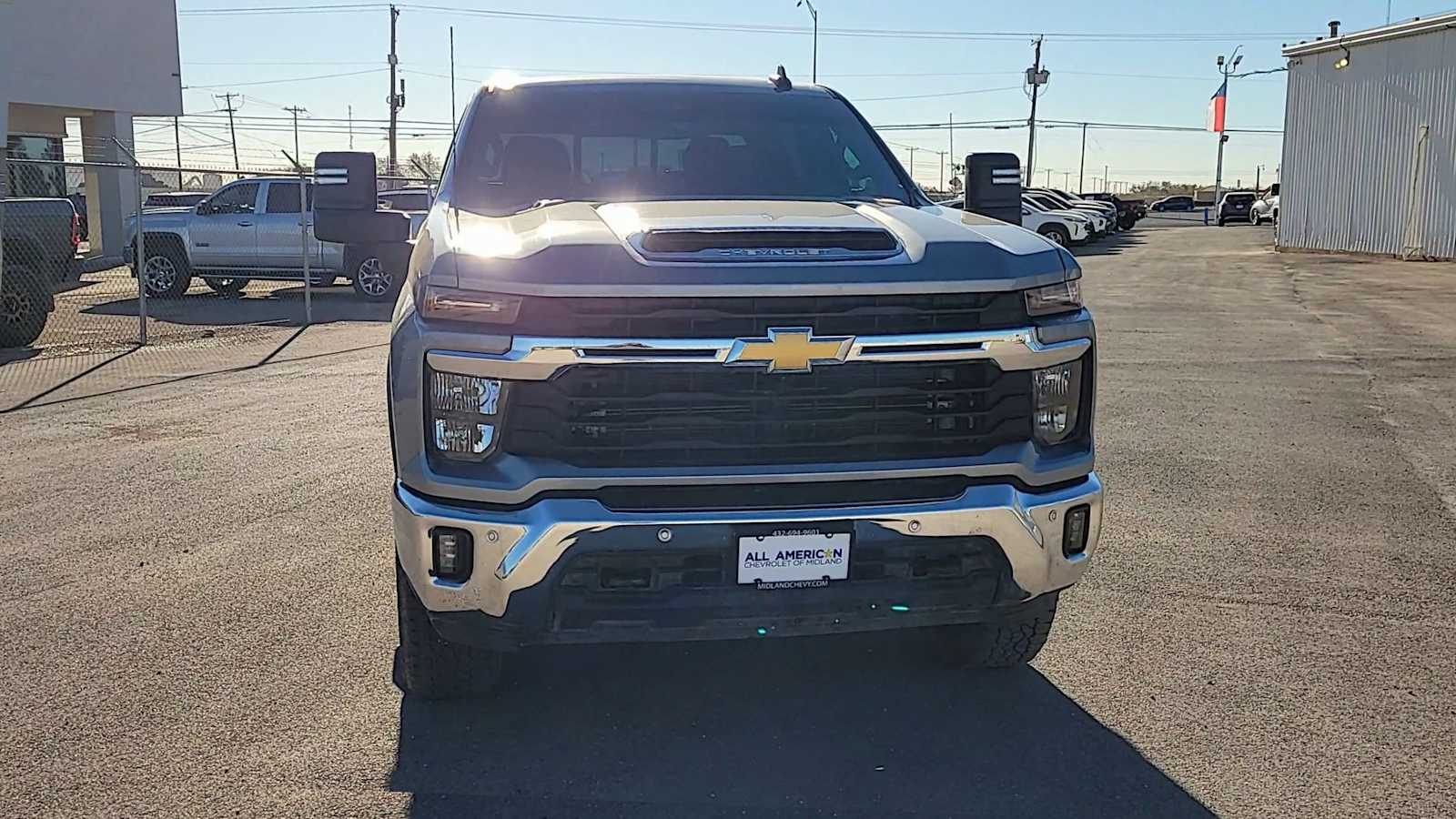 Thumbnail: 2025 Chevrolet Silverado 2500 - 3