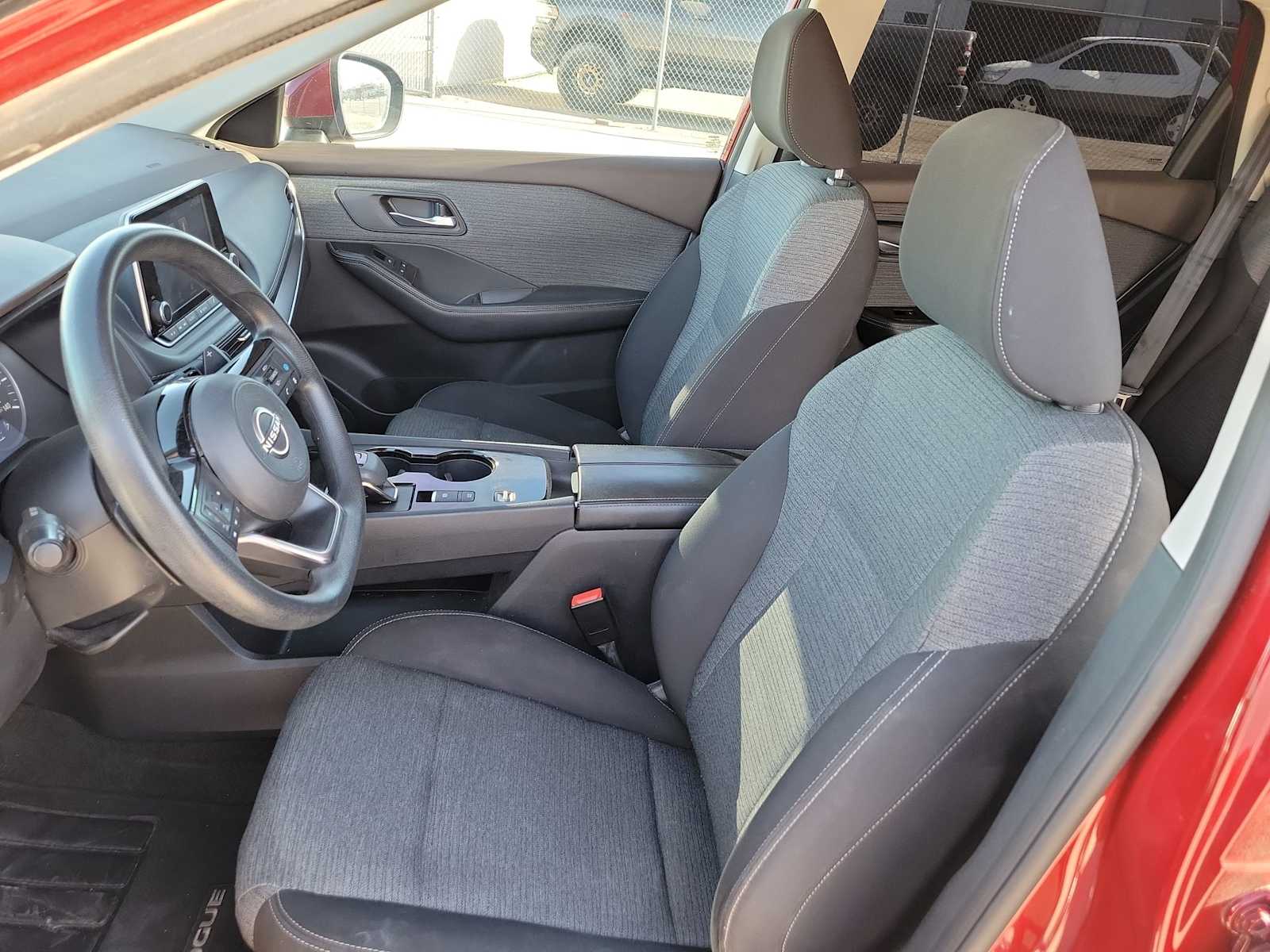 Thumbnail: 2023 Nissan Rogue - 19