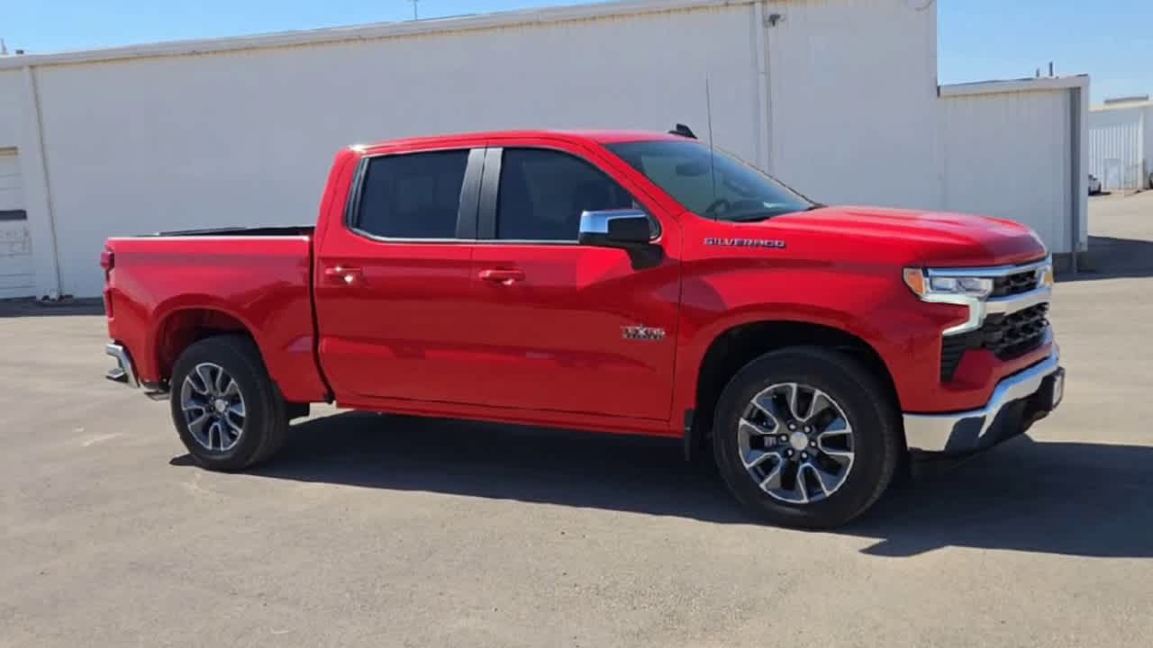 Thumbnail: 2026 Chevrolet Silverado 1500 - 2