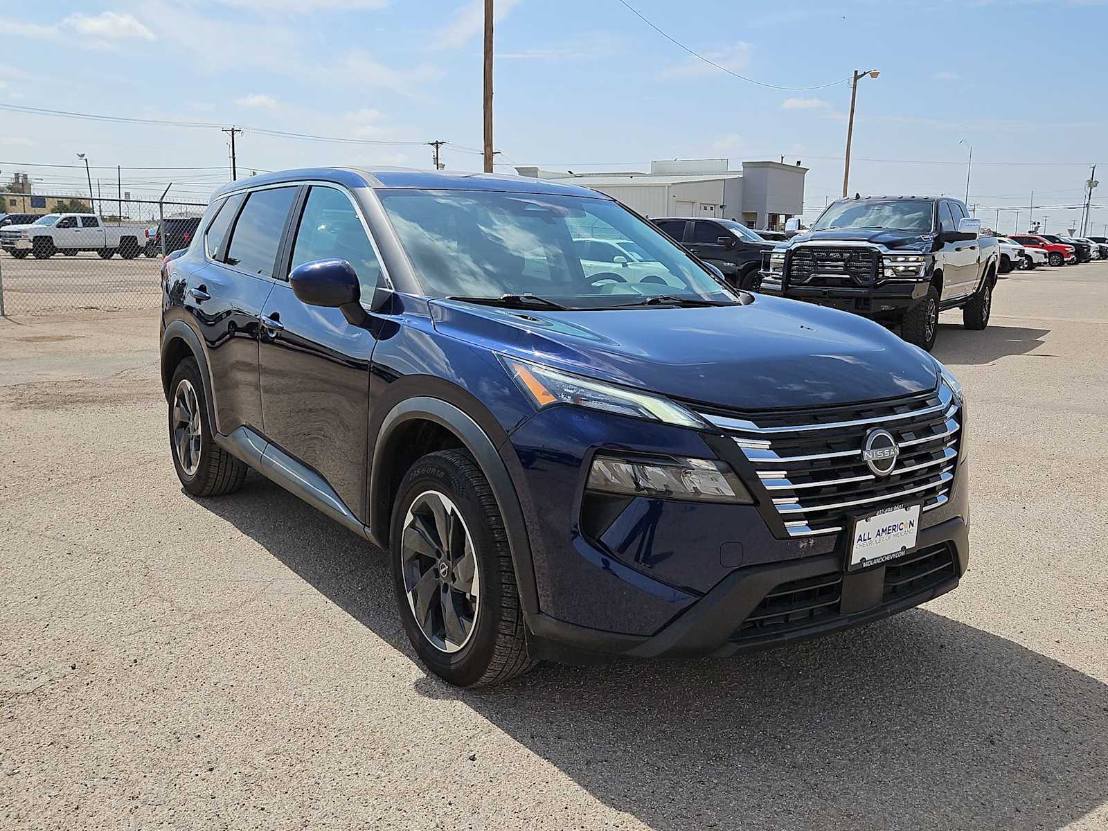 Thumbnail: 2025 Nissan Rogue - 2