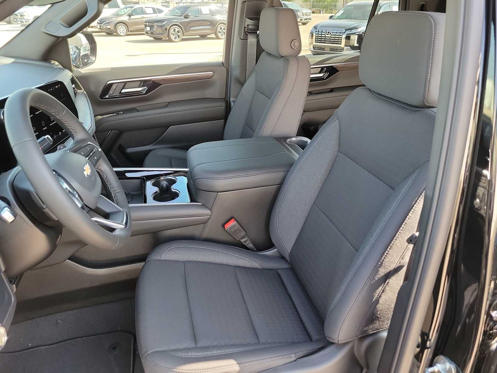 Thumbnail: 2026 Chevrolet Tahoe - 15