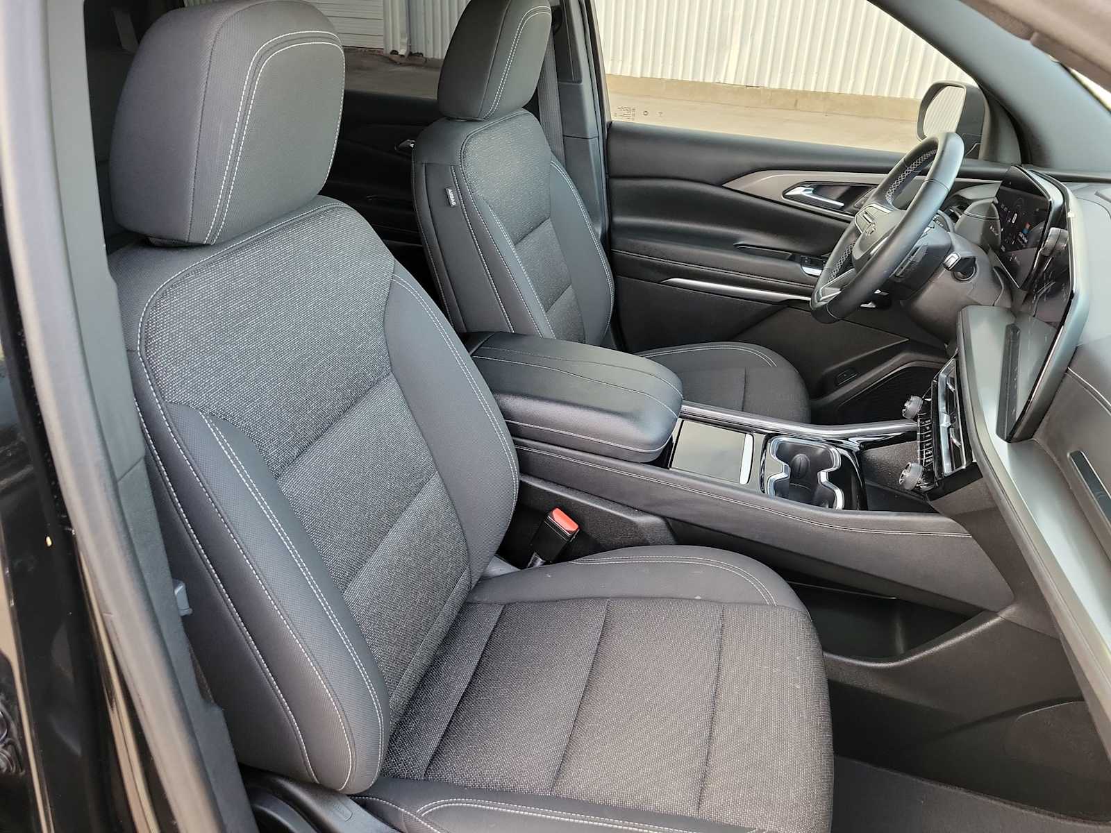 Thumbnail: 2024 Chevrolet Traverse - 22