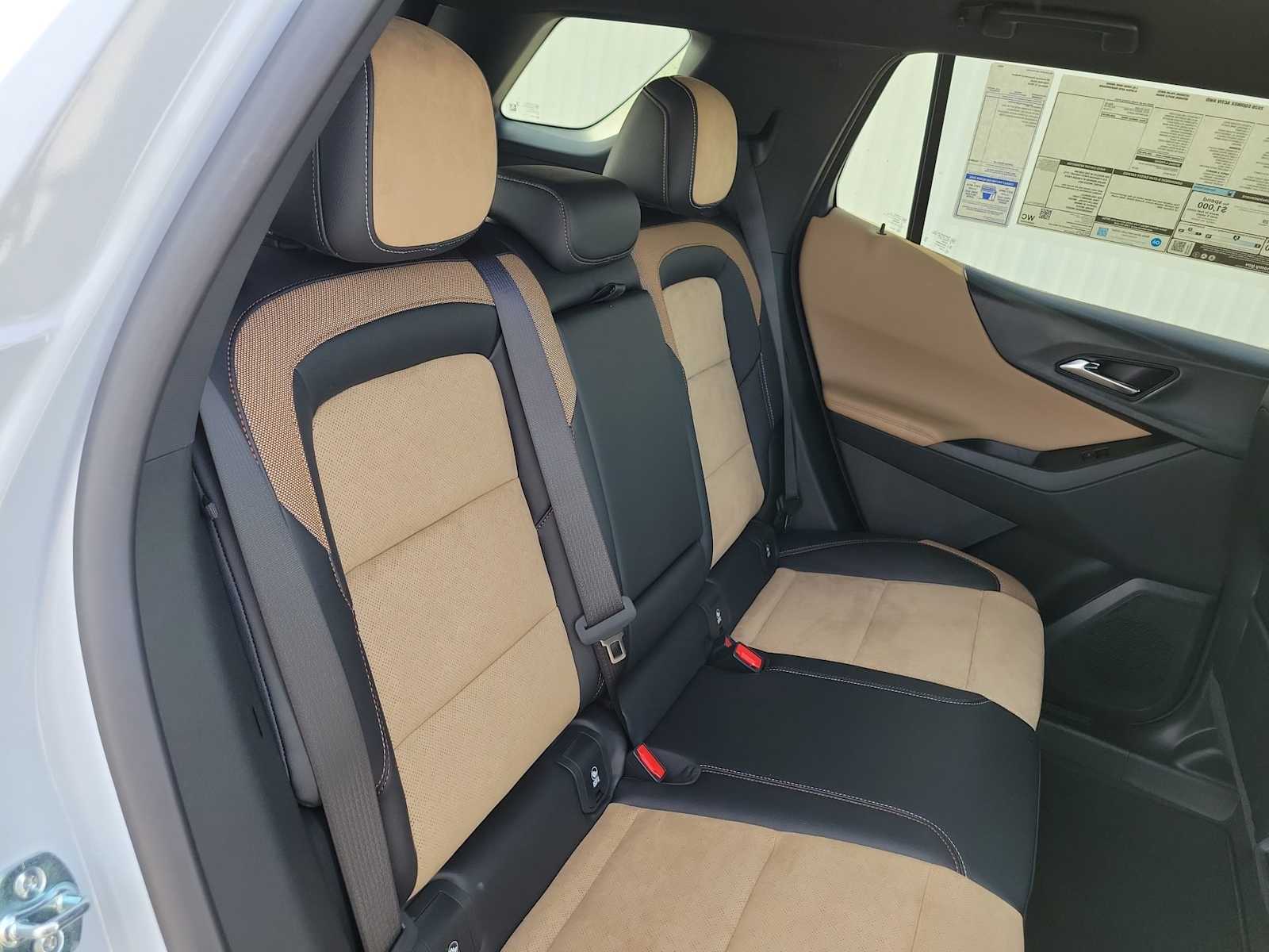 Thumbnail: 2026 Chevrolet Equinox - 21