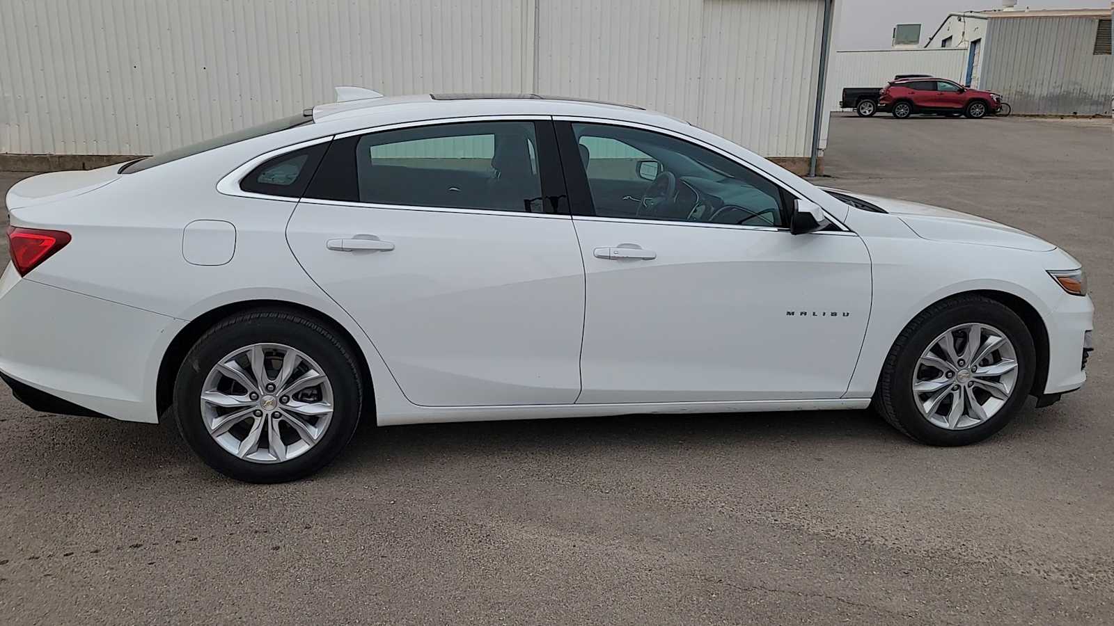 Thumbnail: 2023 Chevrolet Malibu - 9