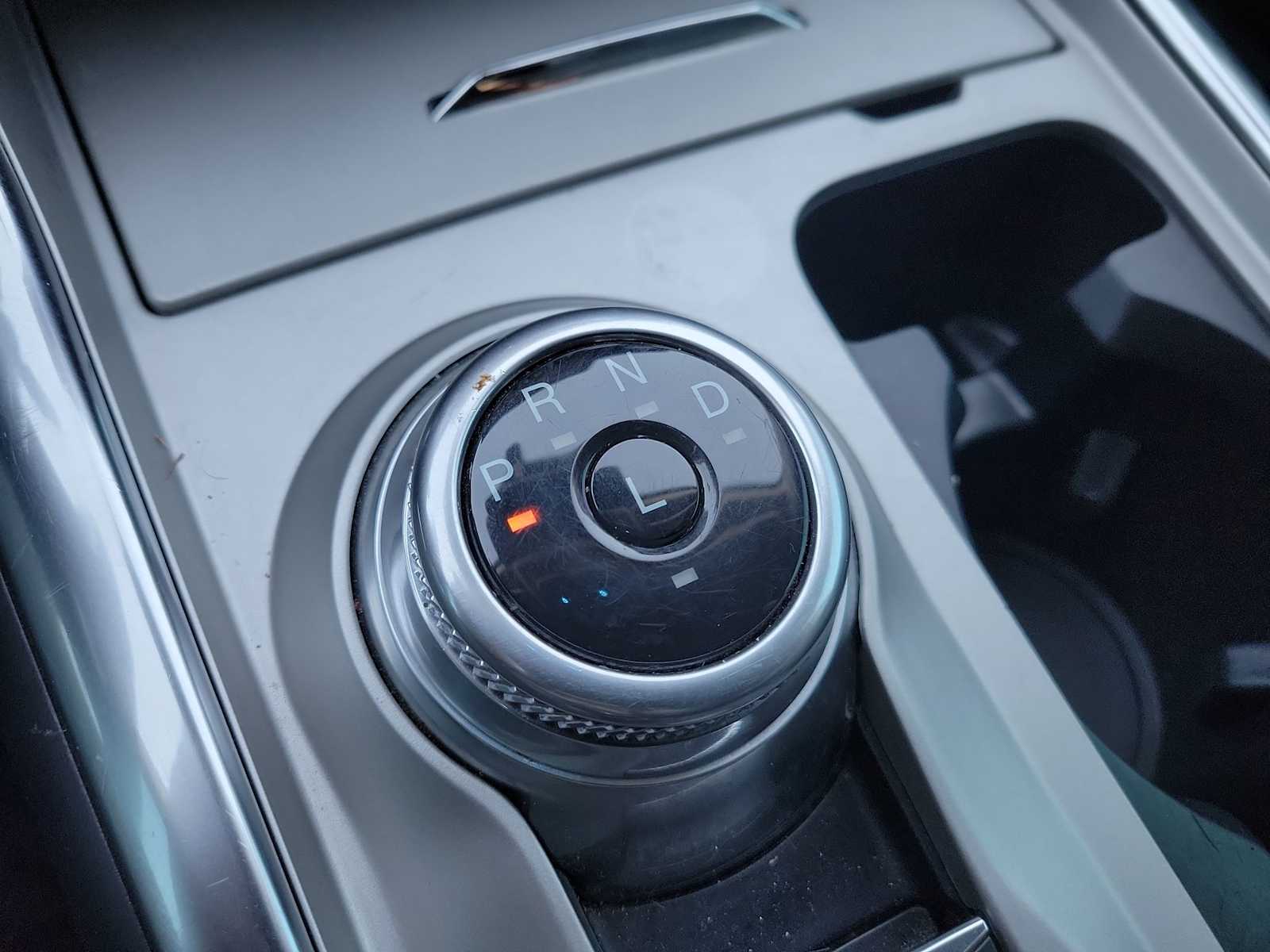 Thumbnail: 2022 Ford Explorer - 25