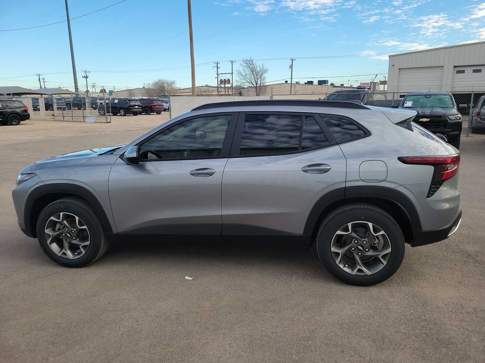 Thumbnail: 2026 Chevrolet Trax - 11