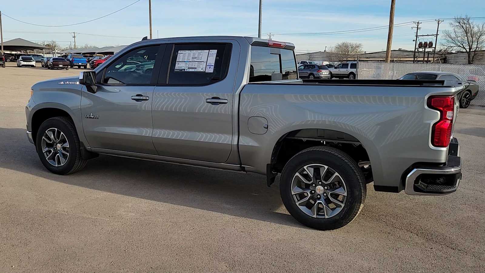 Thumbnail: 2026 Chevrolet Silverado 1500 - 6