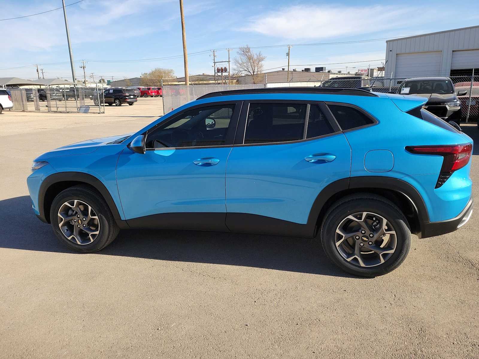 Thumbnail: 2026 Chevrolet Trax - 11