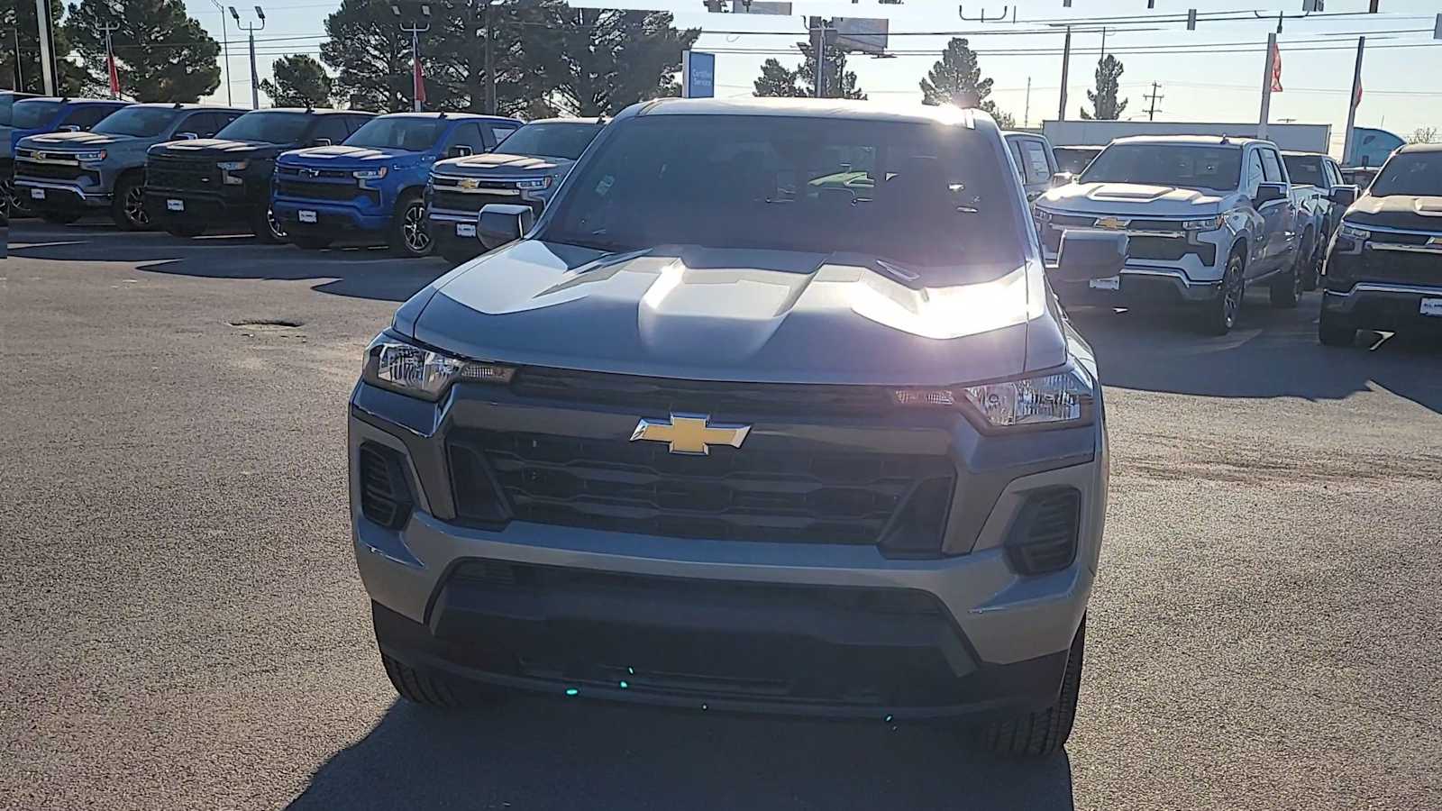 Thumbnail: 2026 Chevrolet Colorado - 3