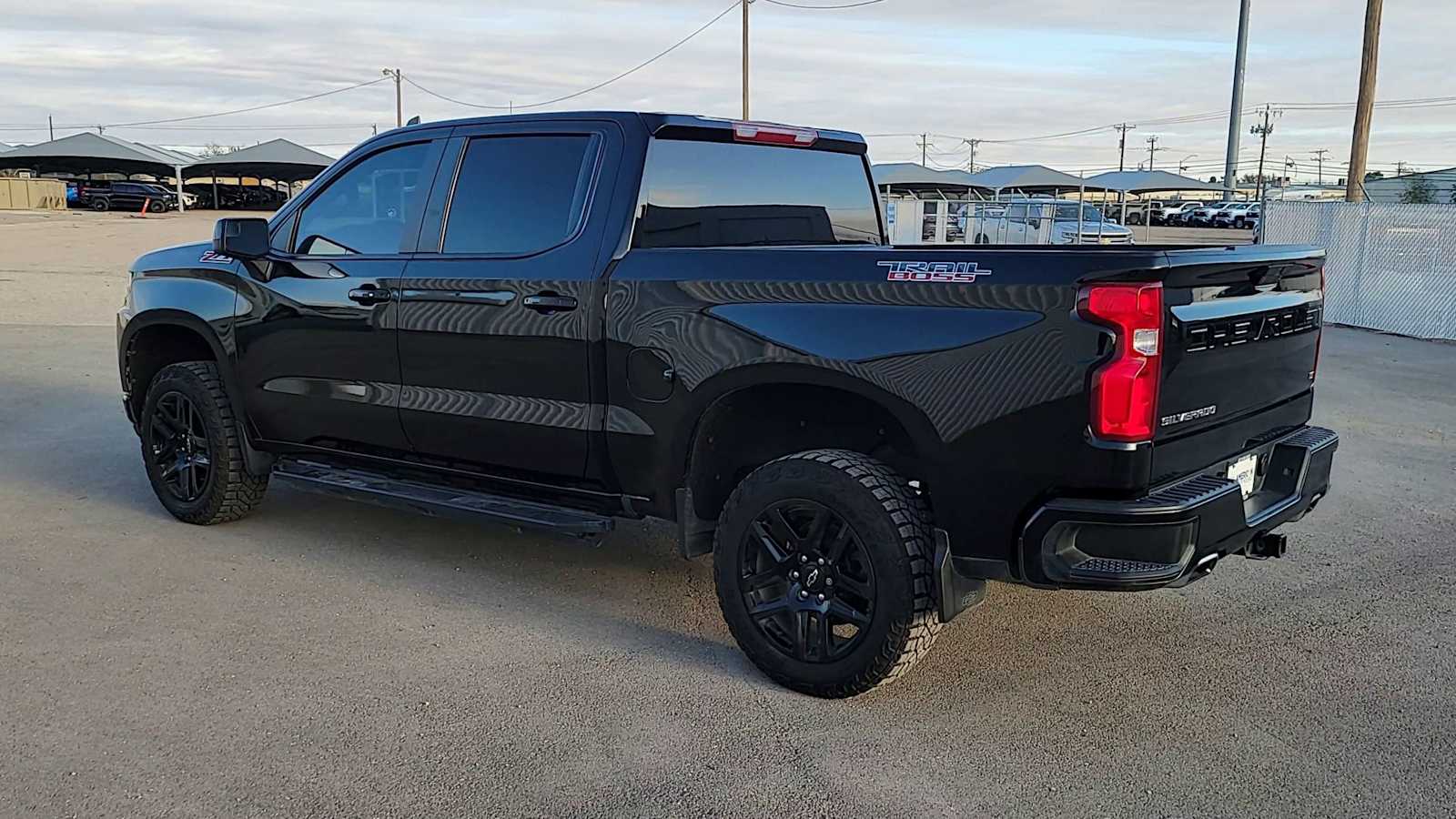 Thumbnail: 2021 Chevrolet Silverado 1500 - 6