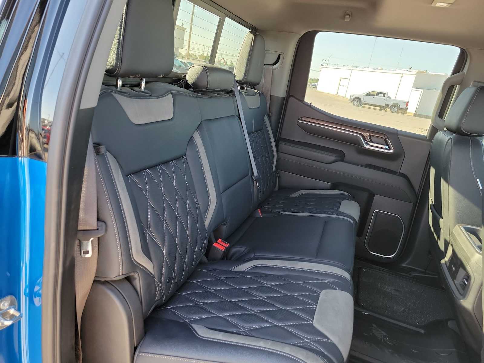 Thumbnail: 2024 Chevrolet Silverado 1500 - 17