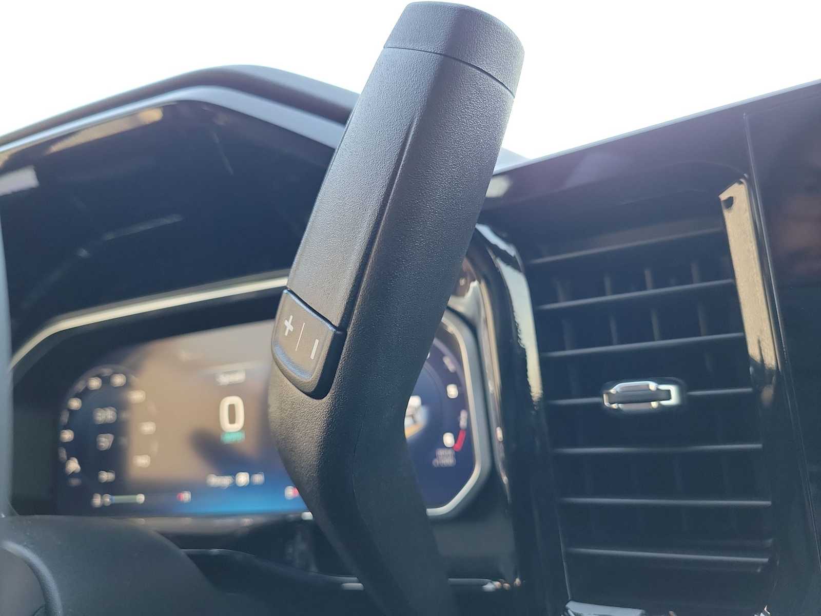 Thumbnail: 2026 Chevrolet Silverado 1500 - 25