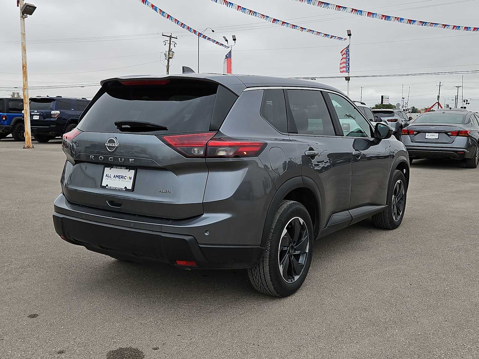 Thumbnail: 2025 Nissan Rogue - 8