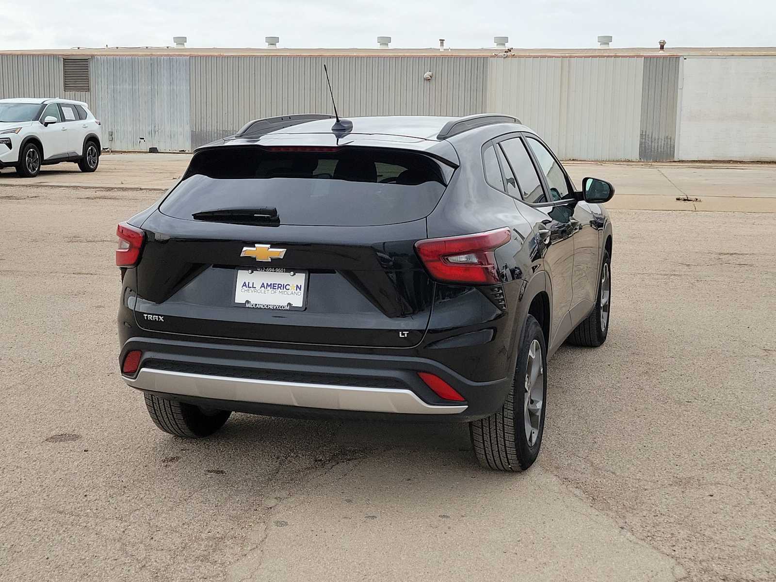 Thumbnail: 2025 Chevrolet Trax - 8