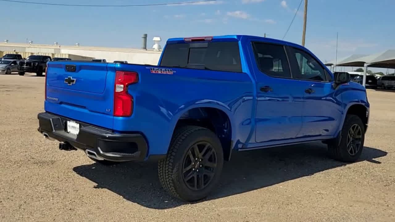 Thumbnail: 2025 Chevrolet Silverado 1500 - 4