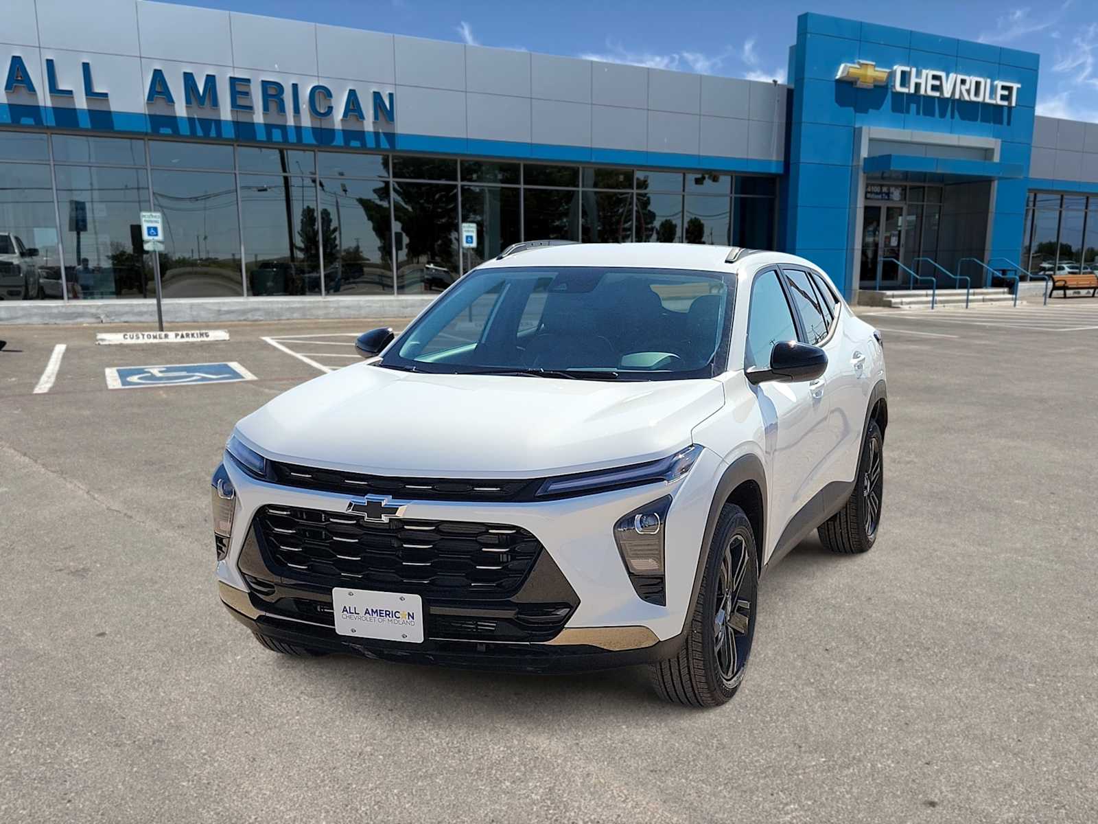Thumbnail: 2026 Chevrolet Trax - 1