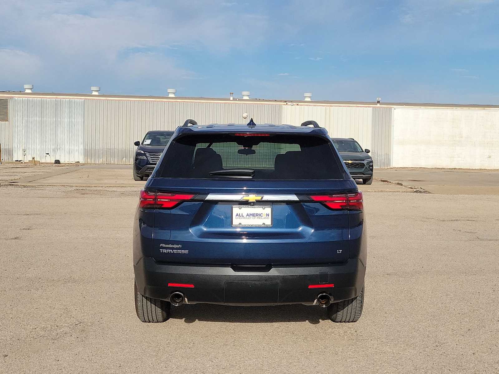 Thumbnail: 2023 Chevrolet Traverse - 7