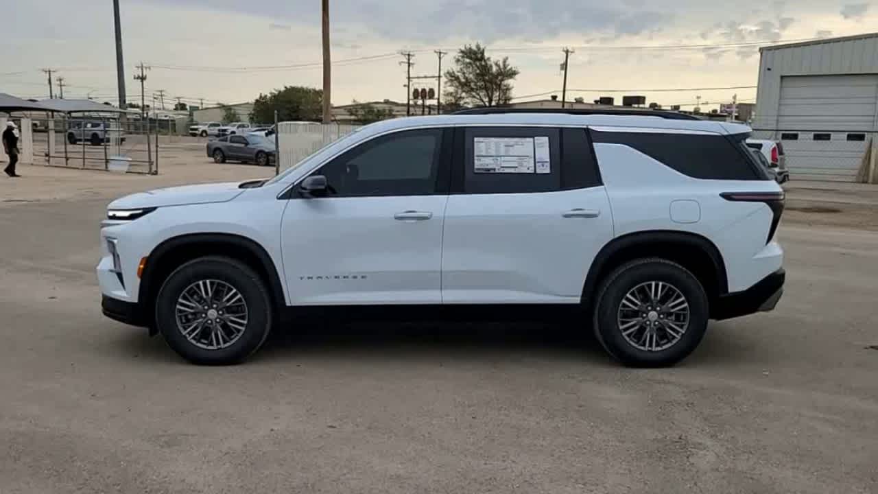 Thumbnail: 2026 Chevrolet Traverse - 5