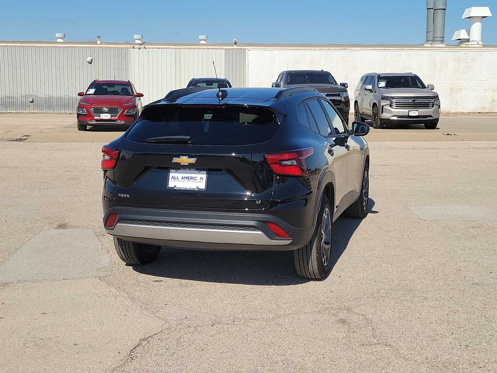 Thumbnail: 2025 Chevrolet Trax - 8