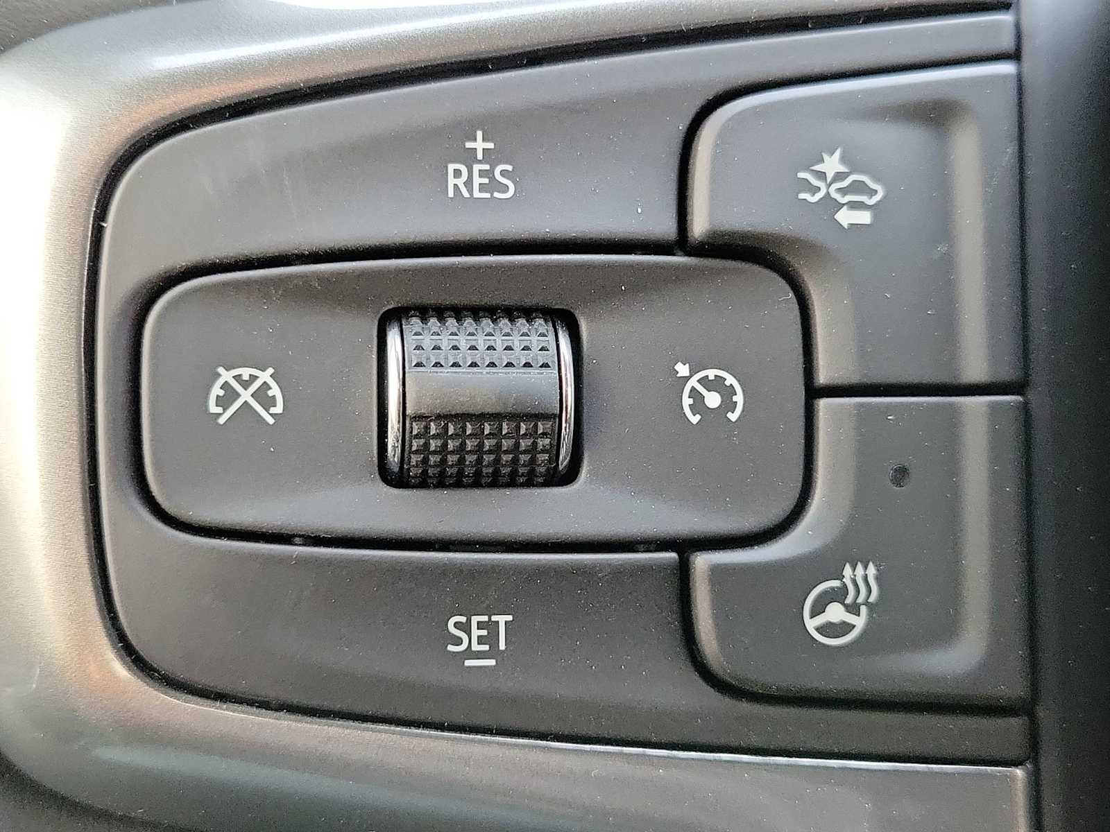 Thumbnail: 2026 Chevrolet Silverado 1500 - 27