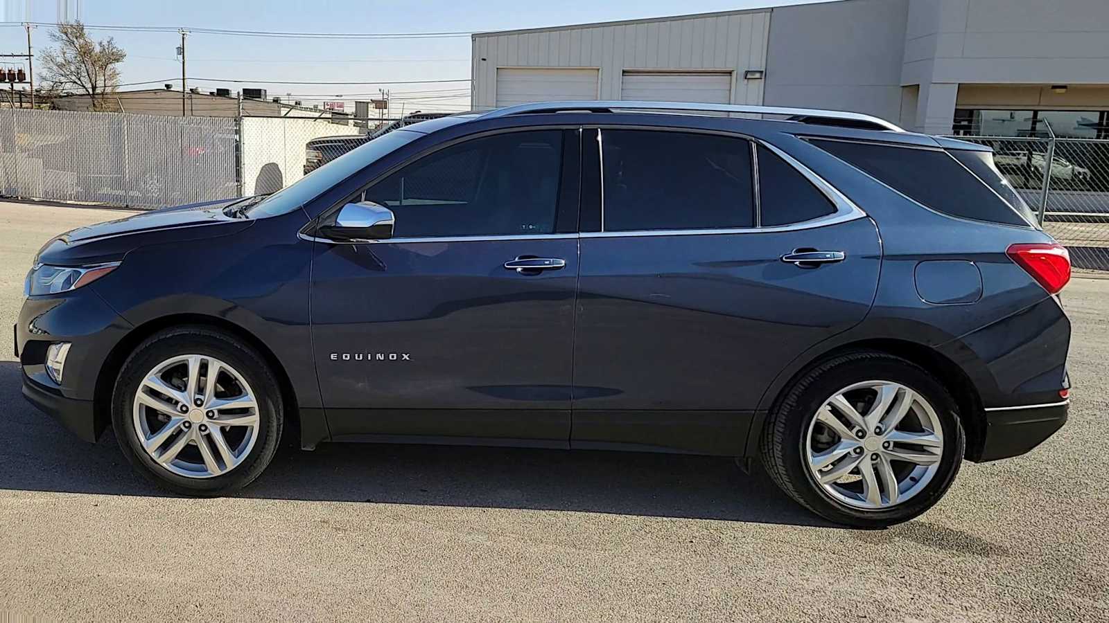 Thumbnail: 2018 Chevrolet Equinox - 5