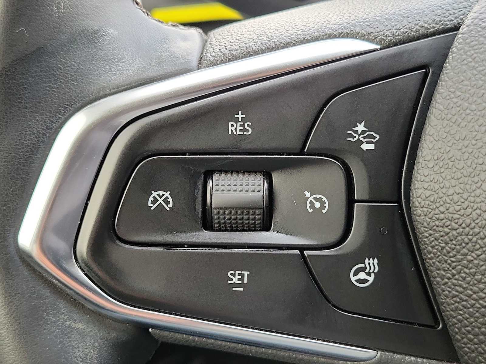 Thumbnail: 2025 Chevrolet Trax - 23